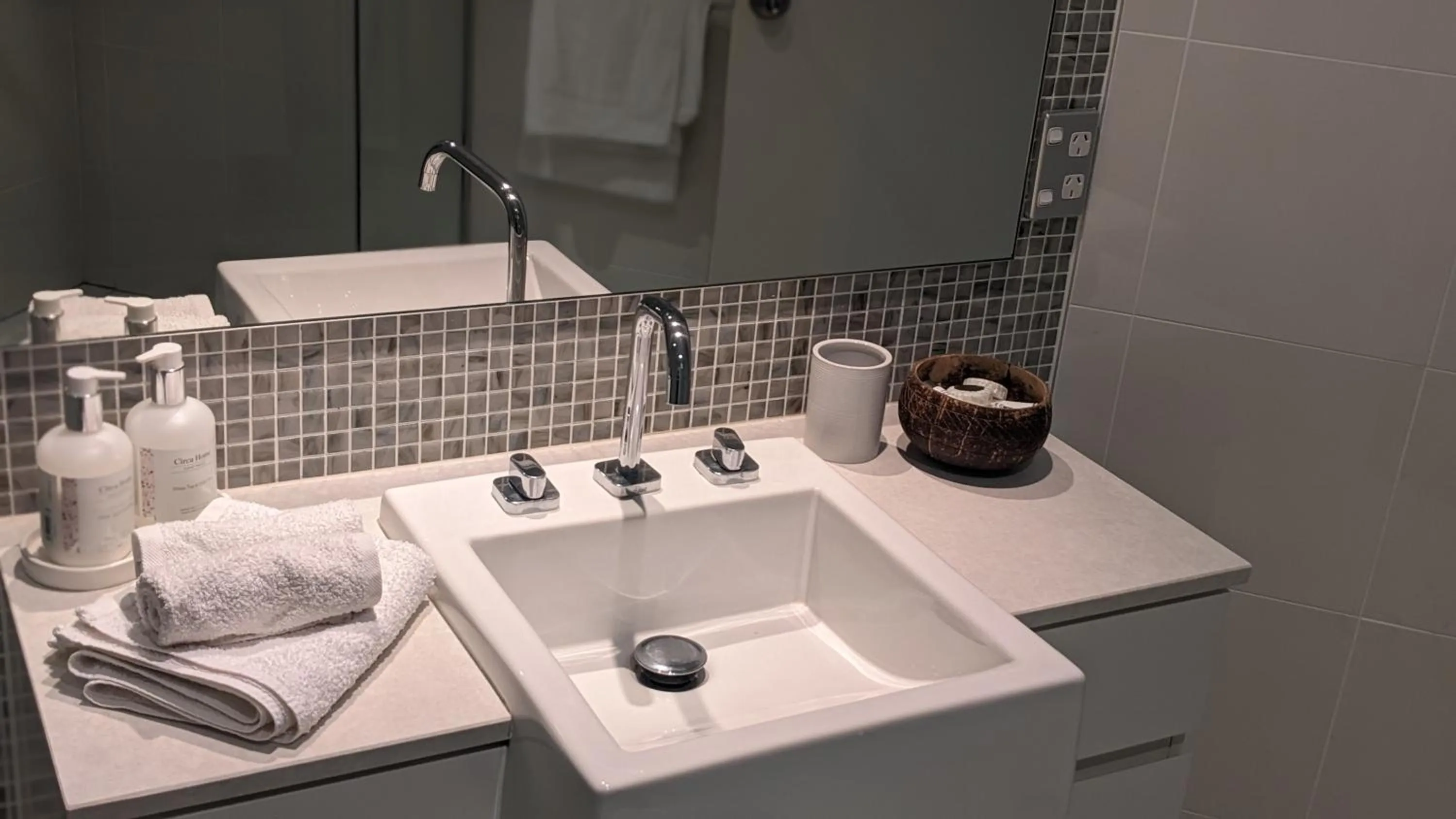 Bathroom in Peppers Balé Luxury Beach Accommodation Kingscliff - privately let