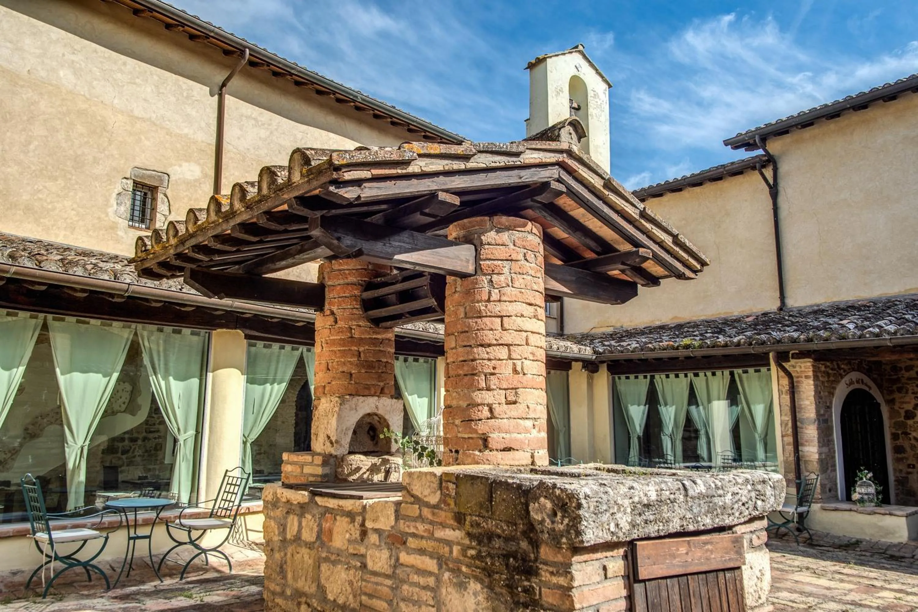 Decorative detail in Abbazia Collemedio Resort & Spa