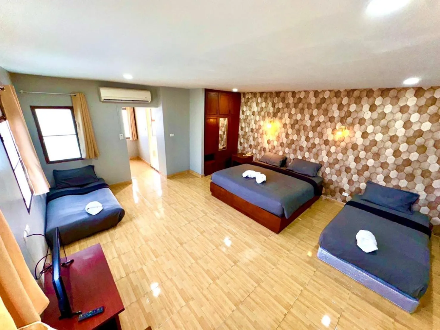 Bed in Green Beach Pattaya