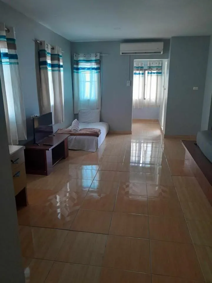 Bedroom, Bed in Green Beach Pattaya