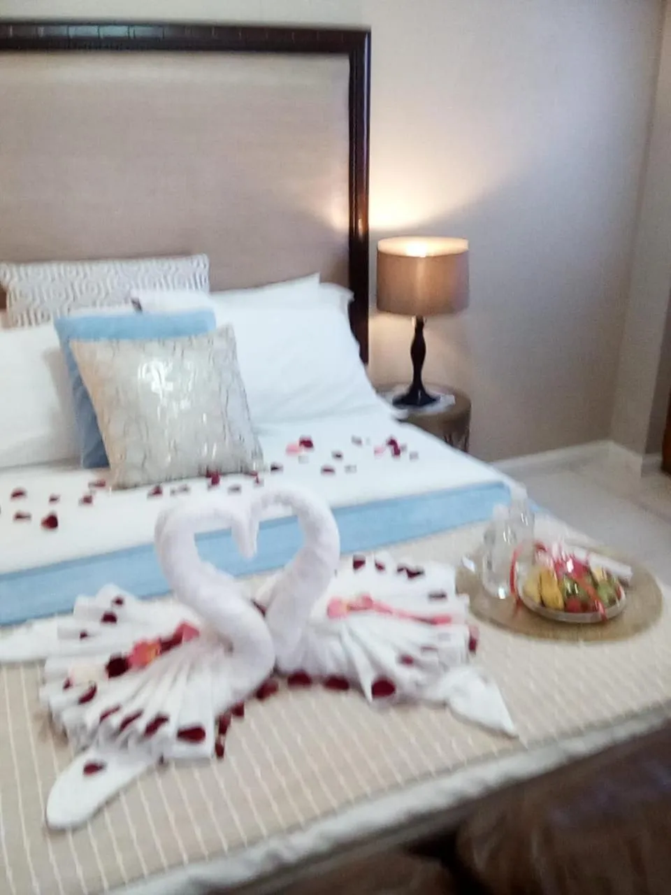 Bedroom, Bed in Bhotani-on-Bax