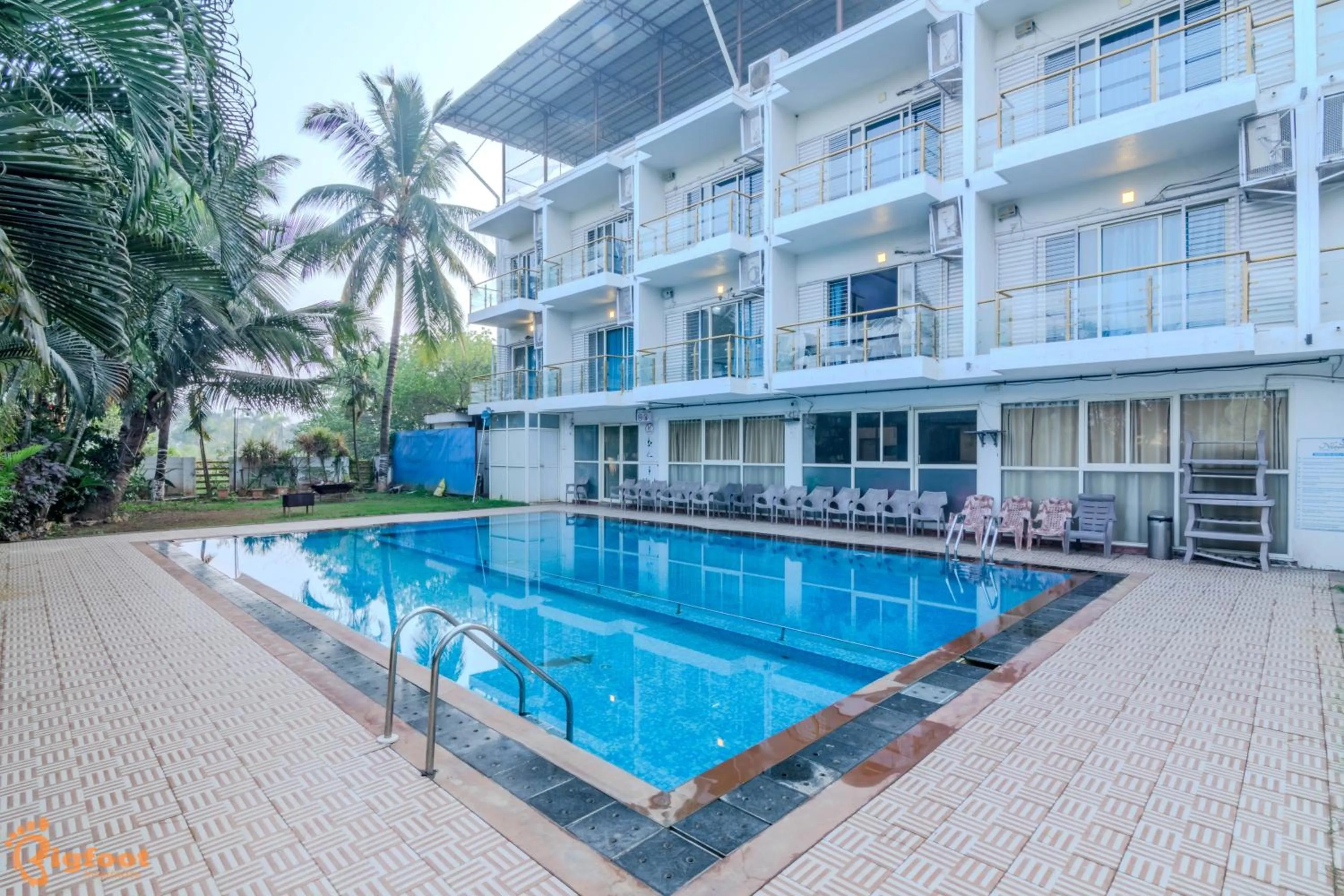 Swimming pool in Nilaya Nest Away