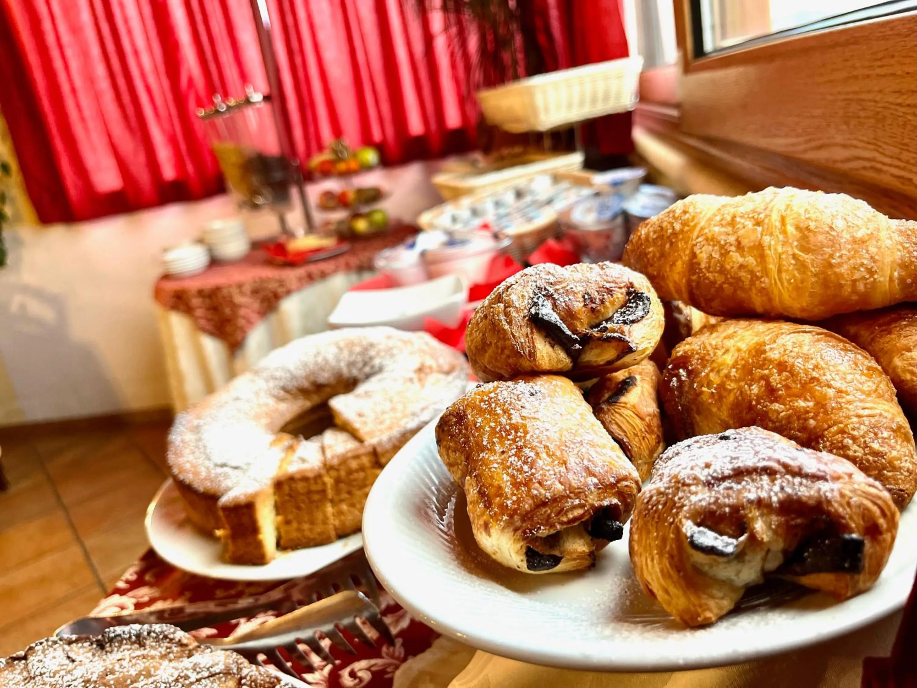 Restaurant/places to eat in Hotel Pinguino