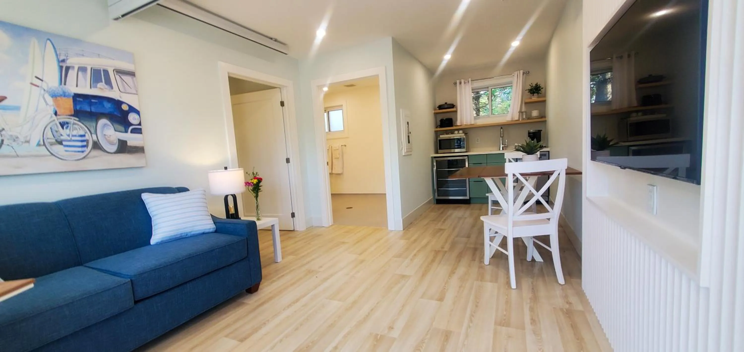 Oasis by the Bay Vacation Suites