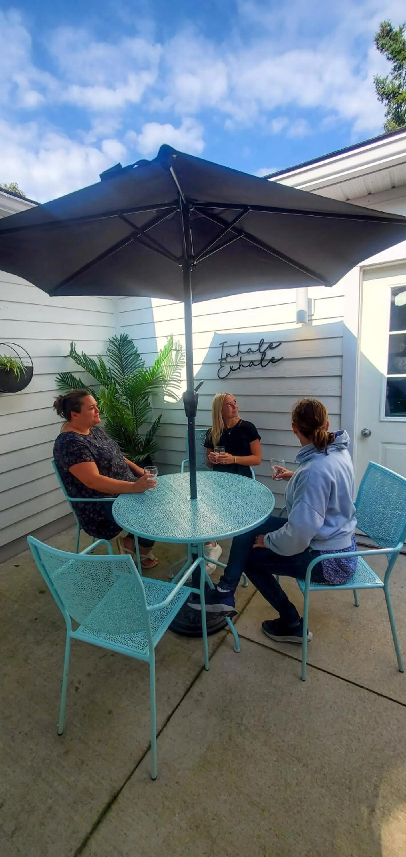 Oasis by the Bay Vacation Suites