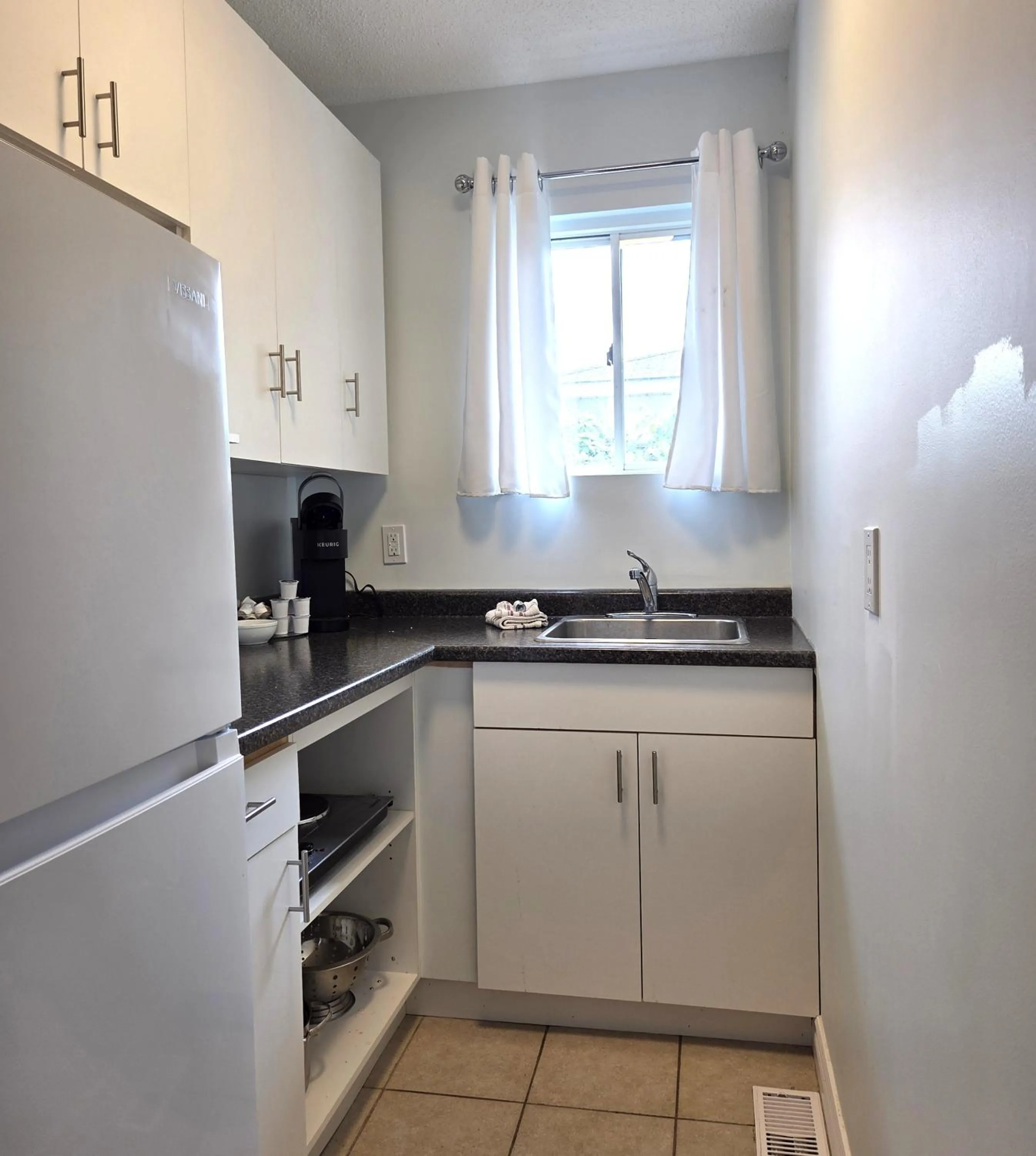 Oasis by the Bay Vacation Suites