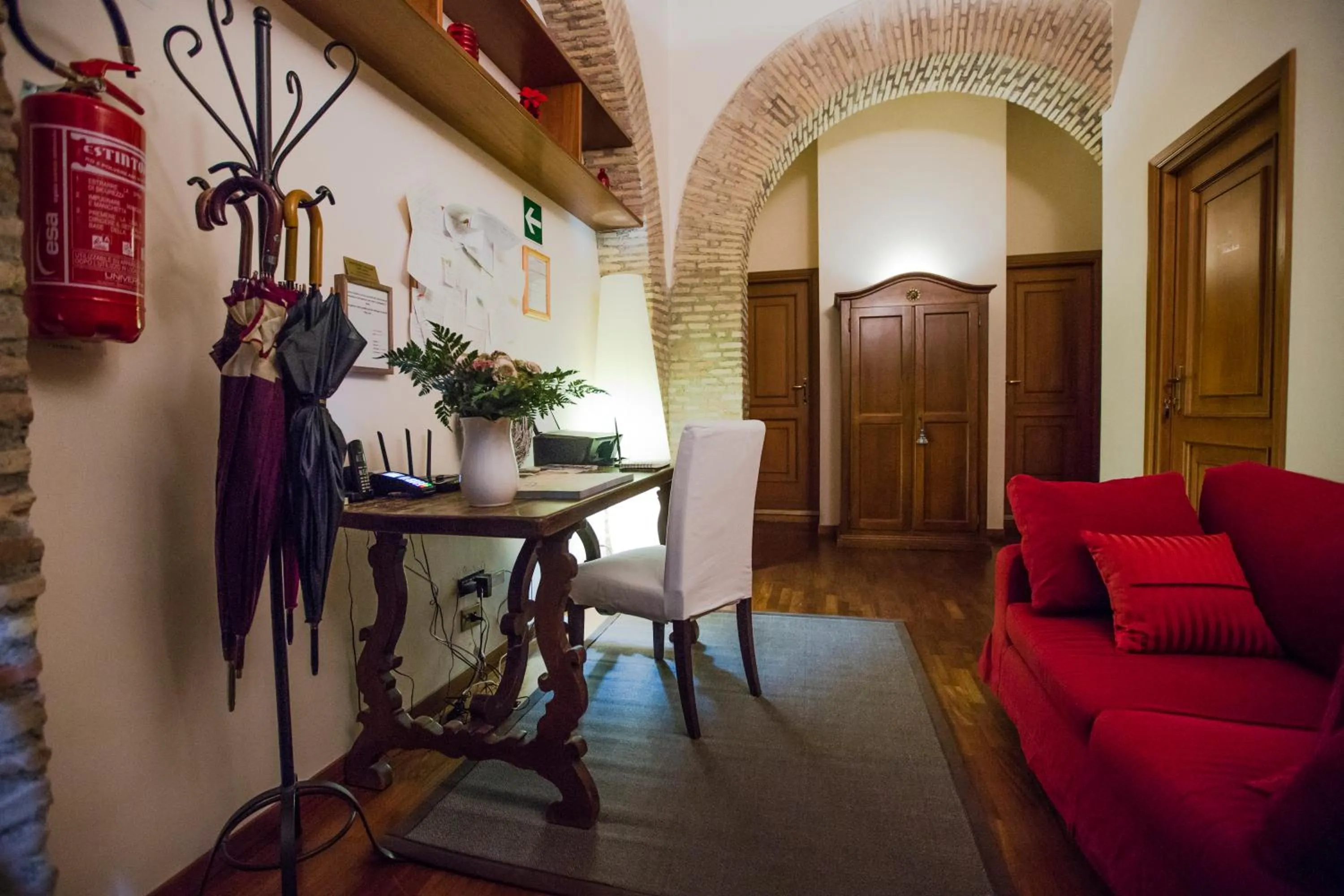 Decorative detail in Pettinary Village B&B