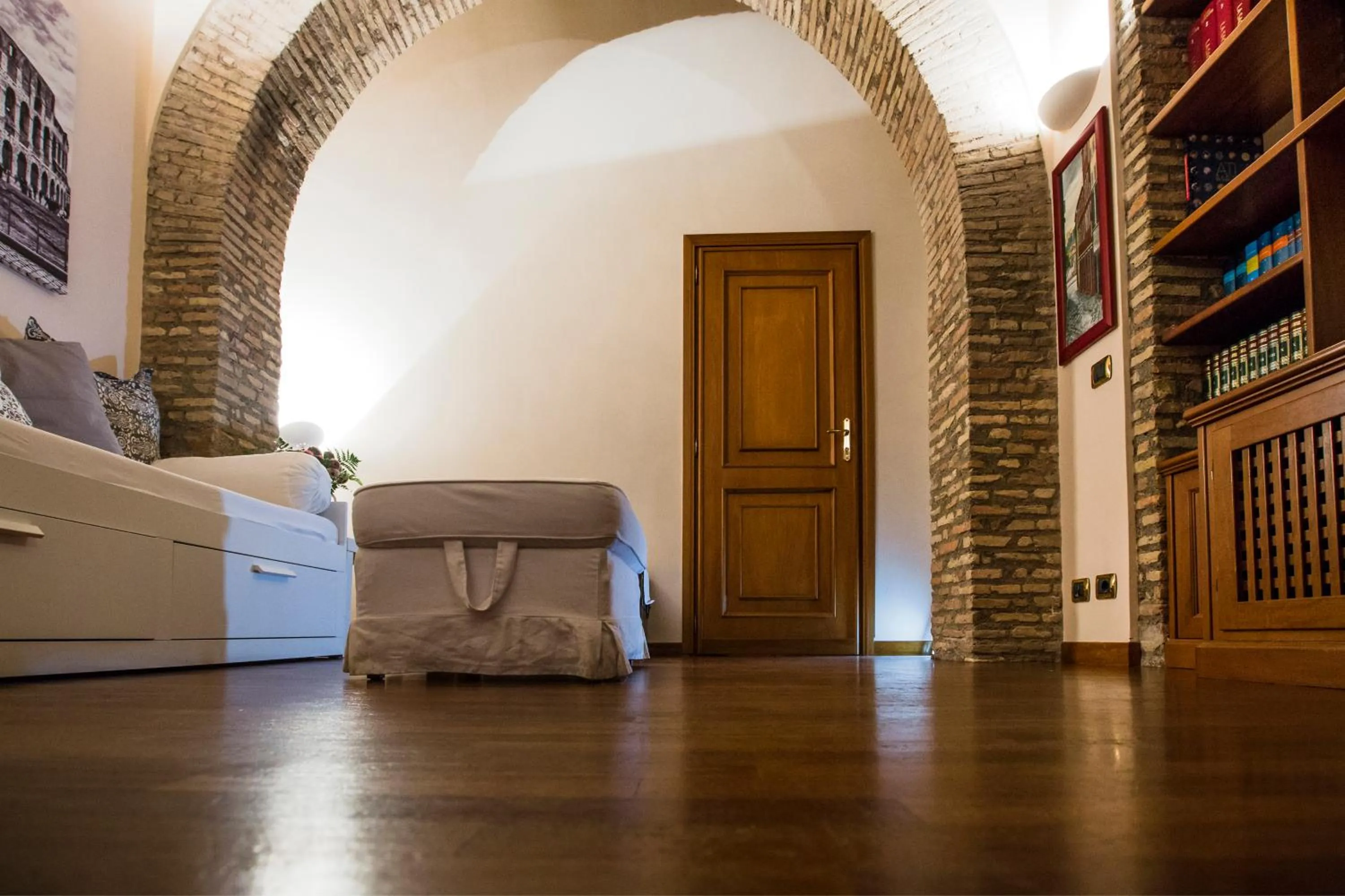 Photo of the whole room in Pettinary Village B&B