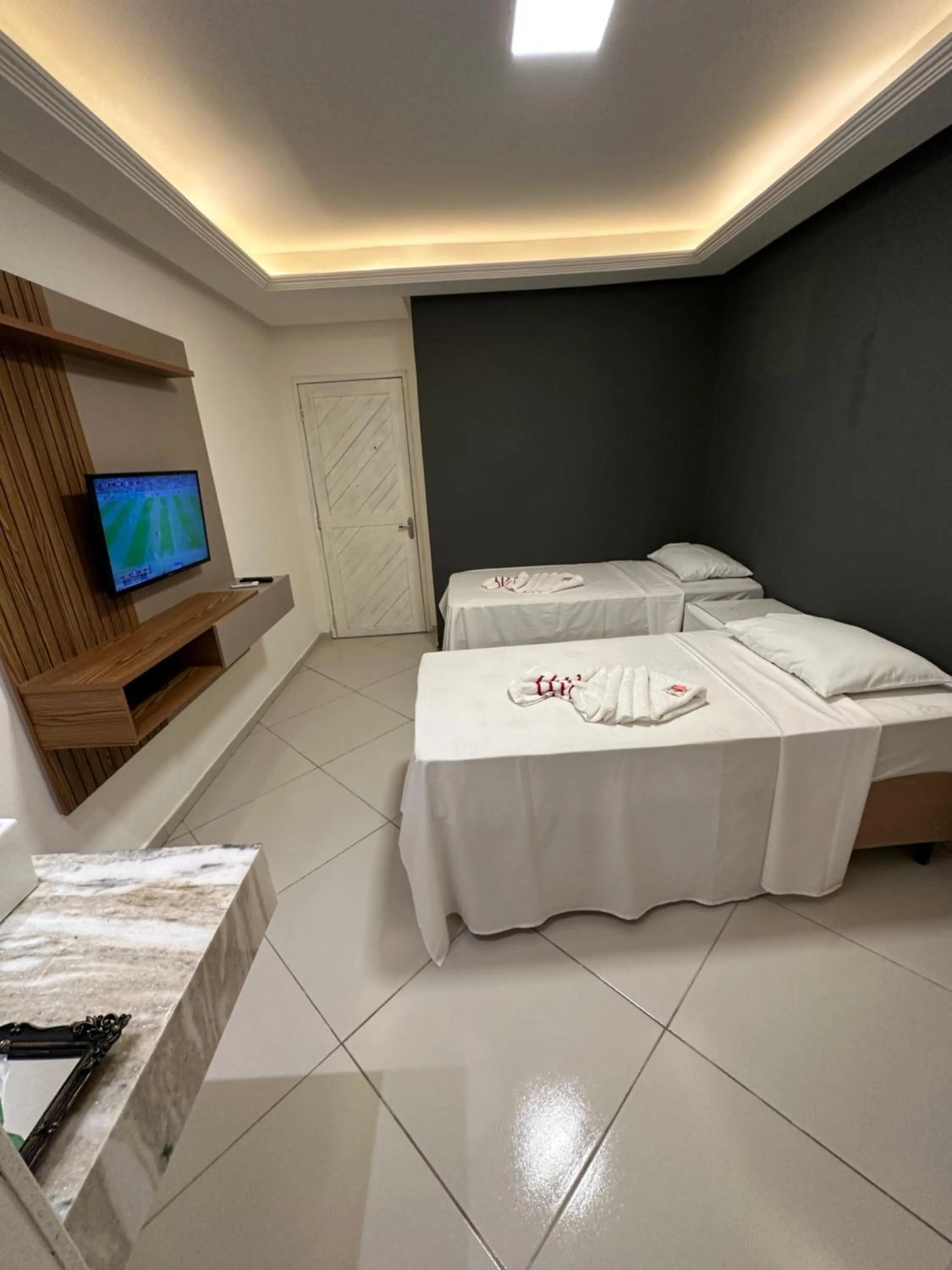 Bed in MATURI CENTRO