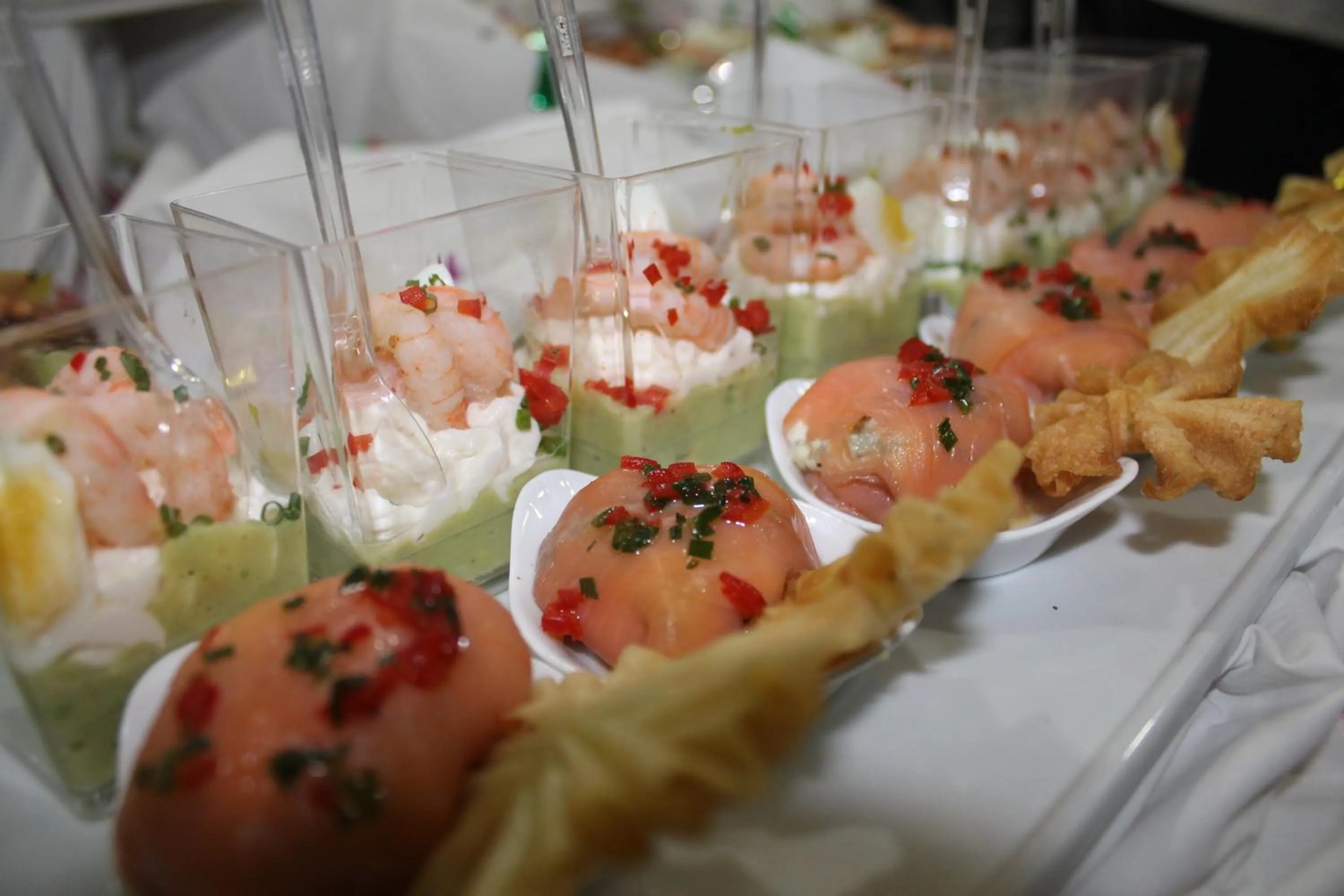 Restaurant/places to eat in Hotel Al Walid