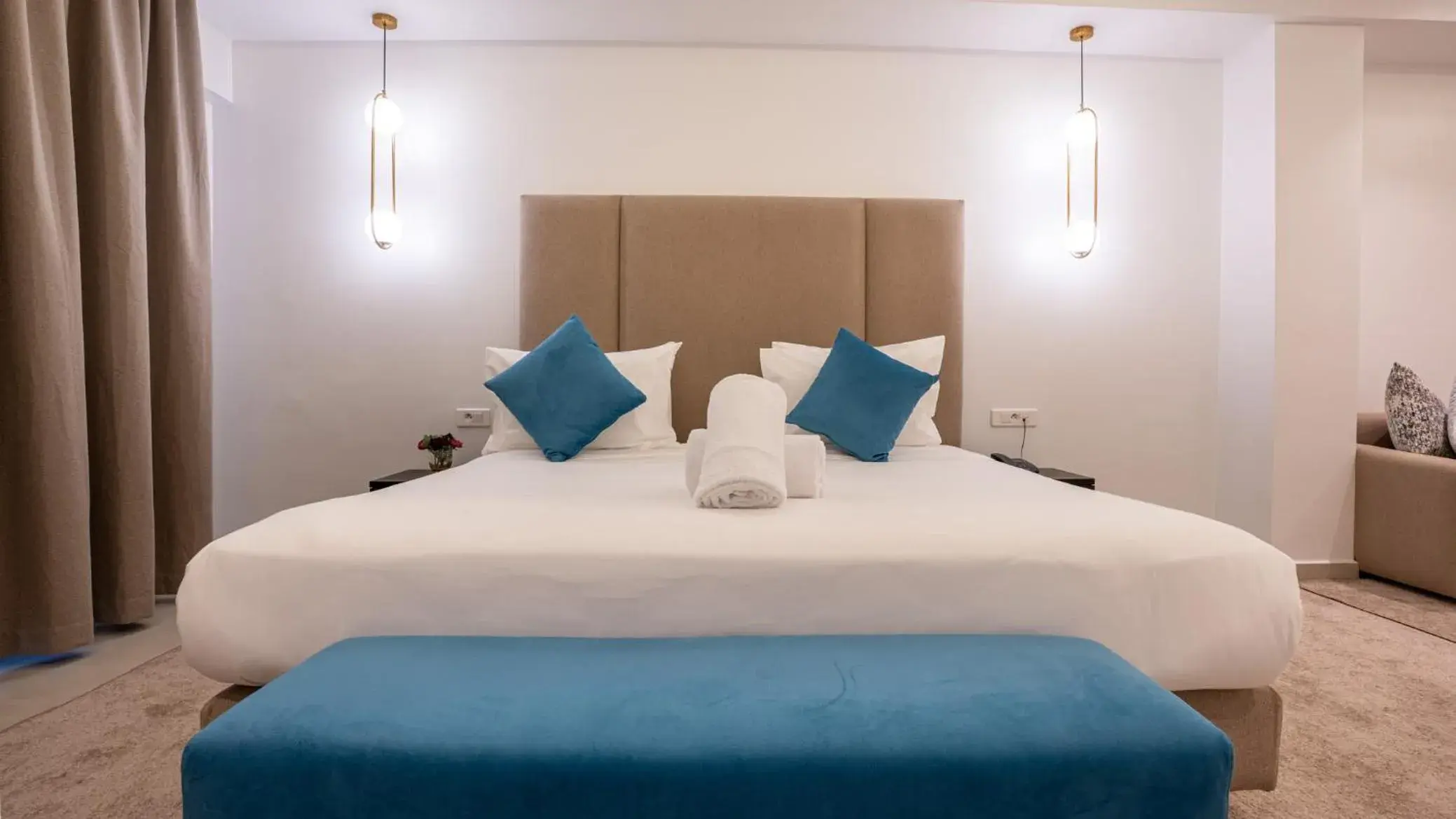 Mini Suite (2 Adults) in Hotel Al Walid Mini Suite (2 Adults) in Hotel Al Walid