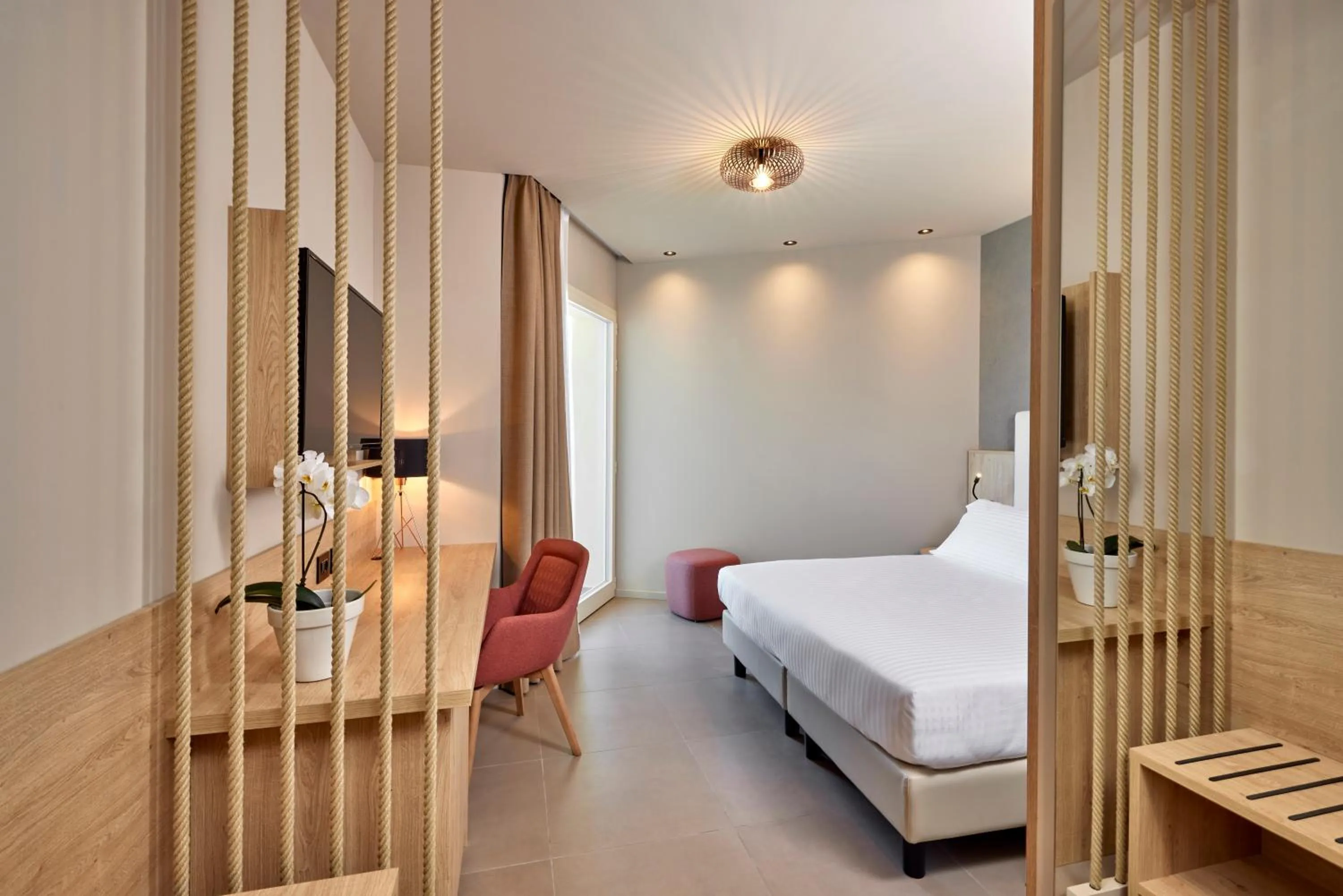 Bedroom, Bed in Park Hotel Casimiro