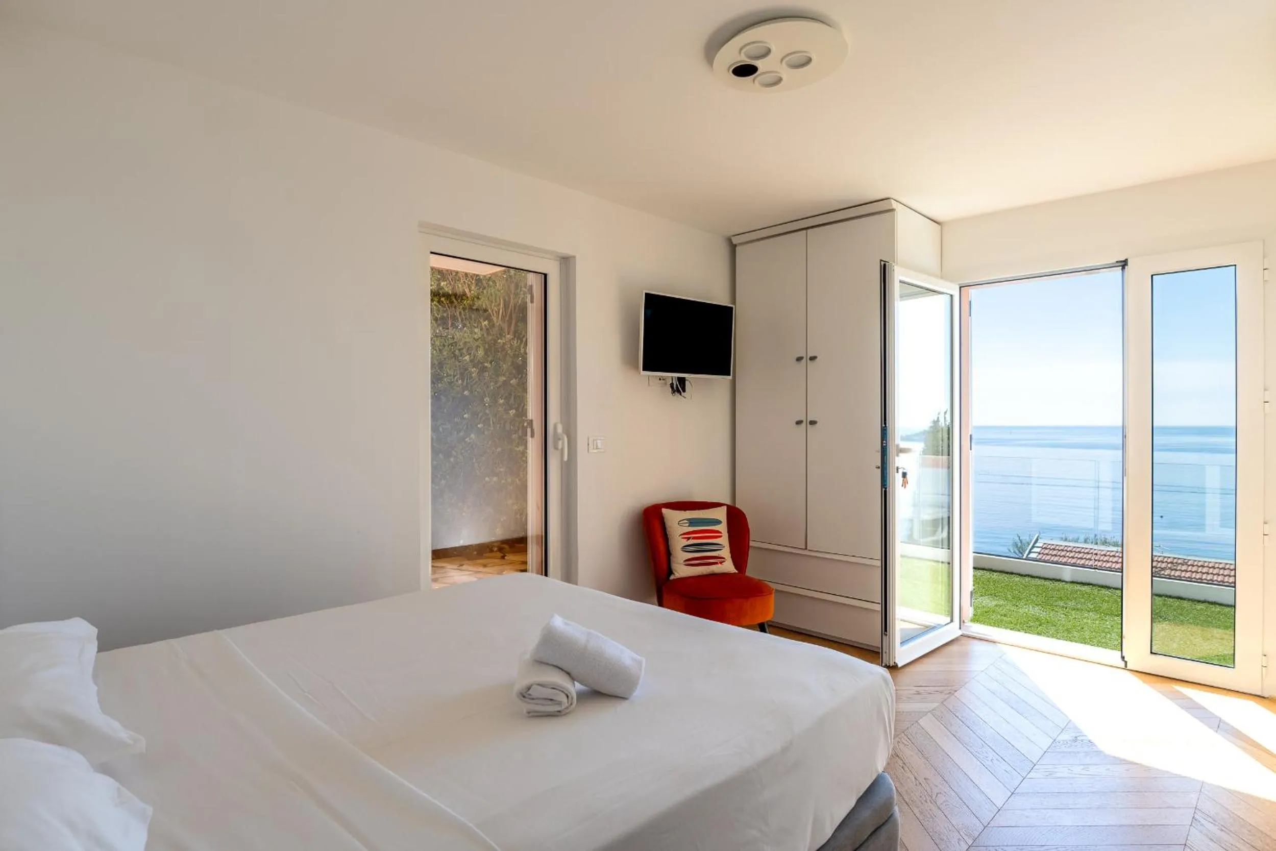 Bed in Villa Eze Vue Mer