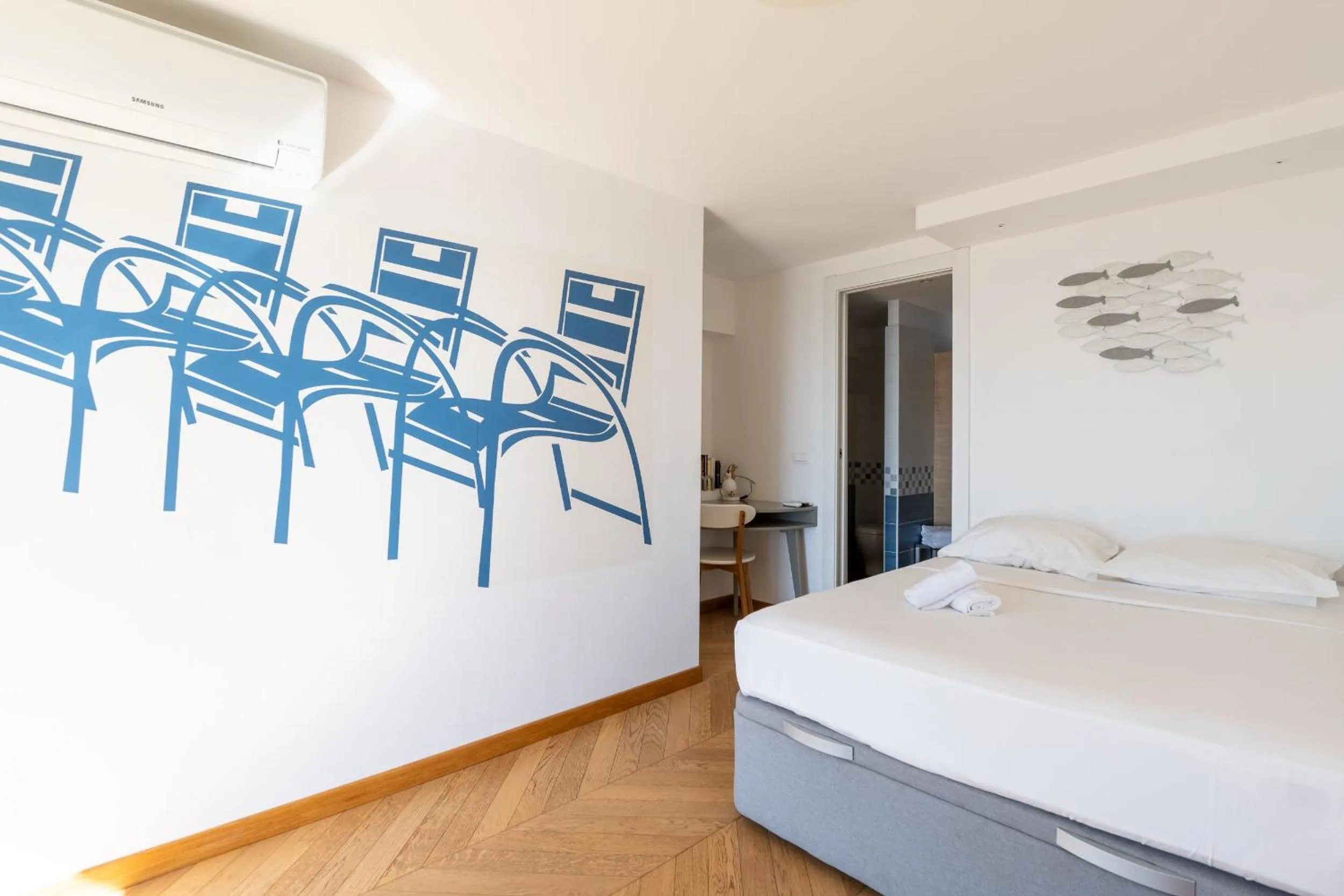 Bed in Villa Eze Vue Mer