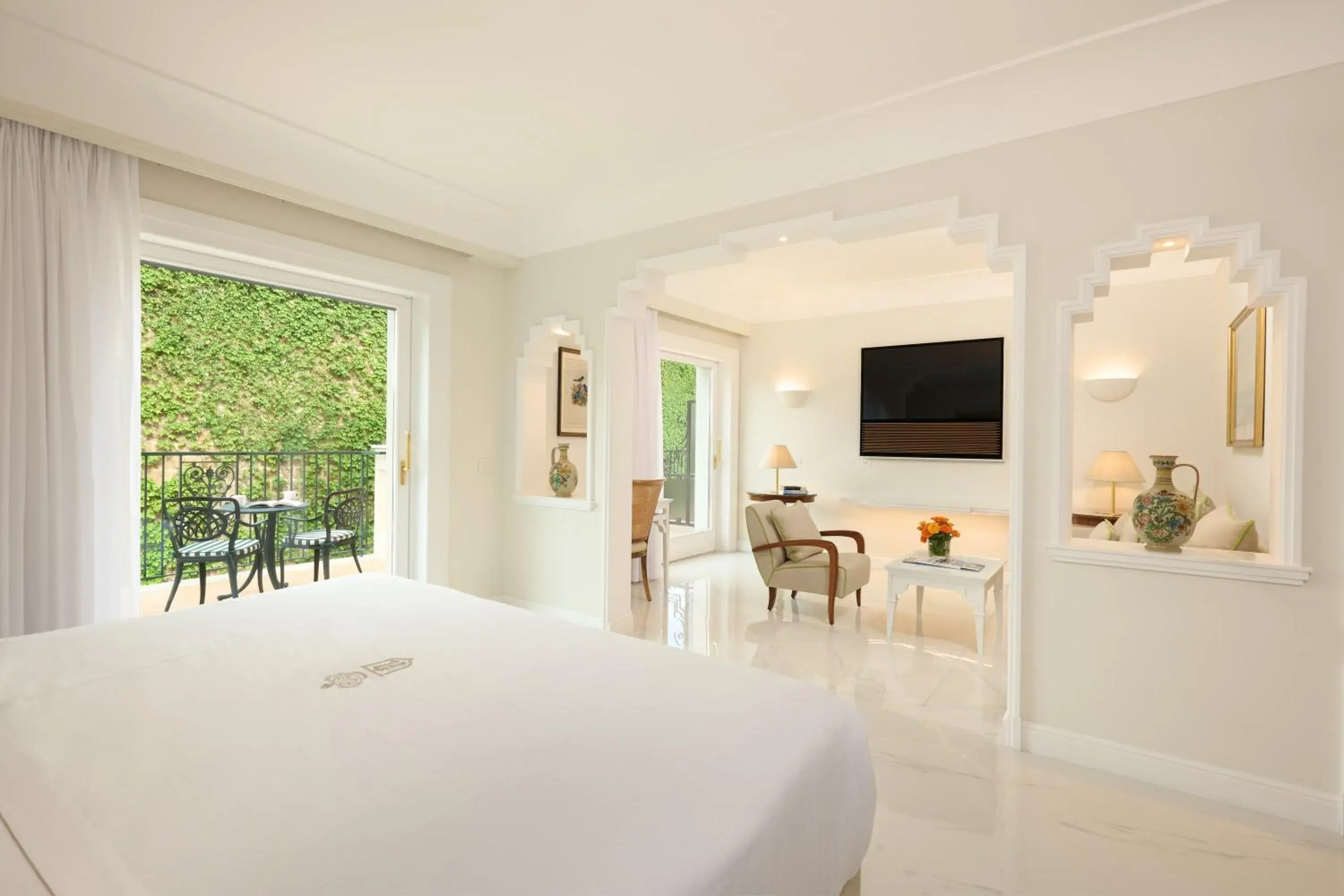 Luxury Suite in Grand Hotel Royal Luxury Suite in Grand Hotel Royal