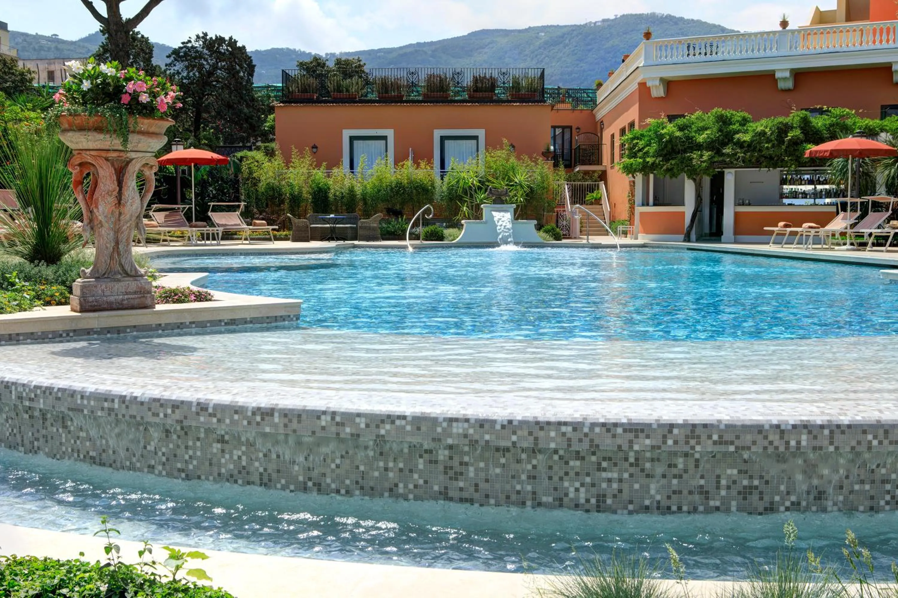 Swimming pool in Grand Hotel Royal