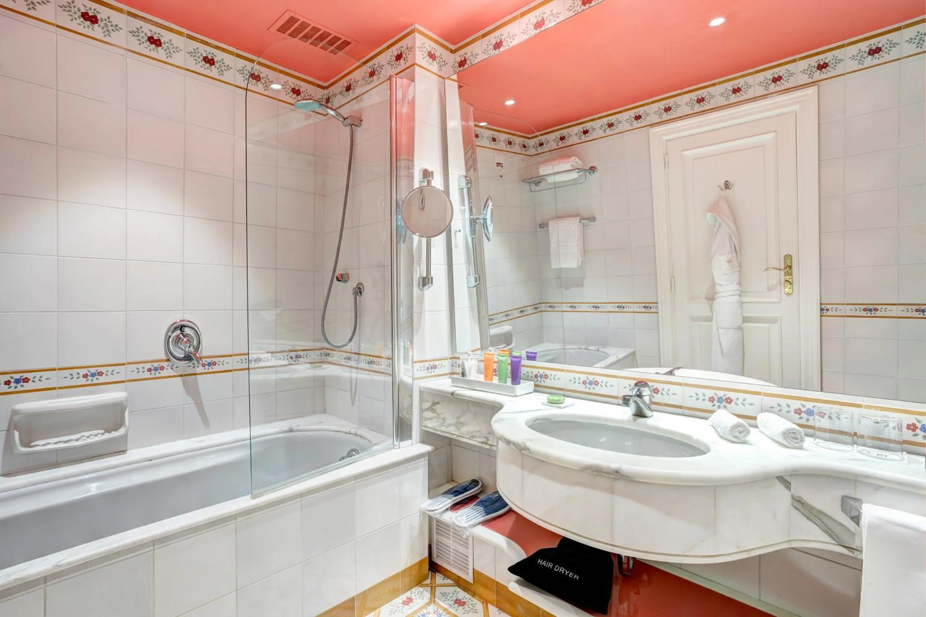 Bathroom in Grand Hotel Royal