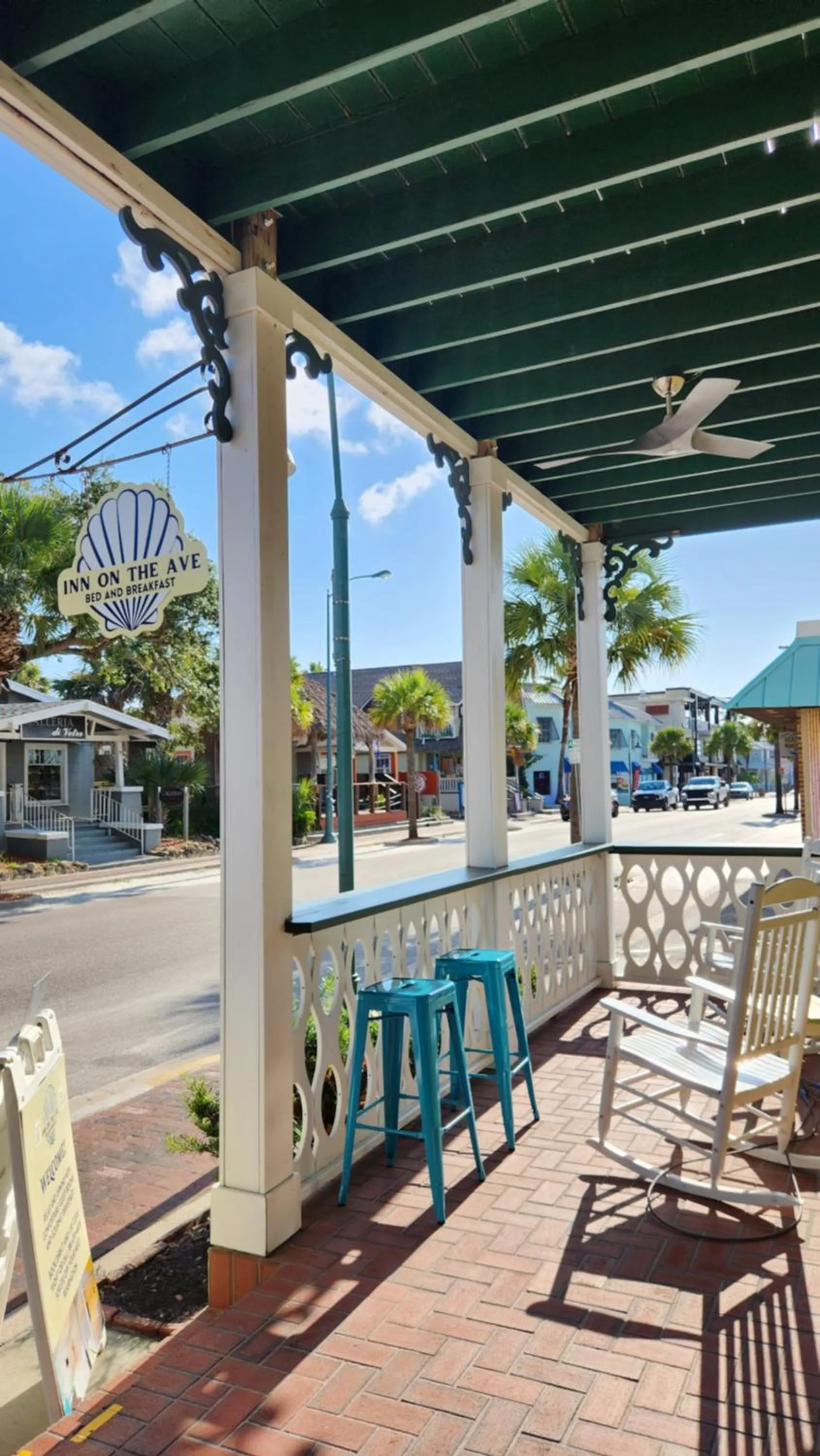 Patio in Inn on the Avenue