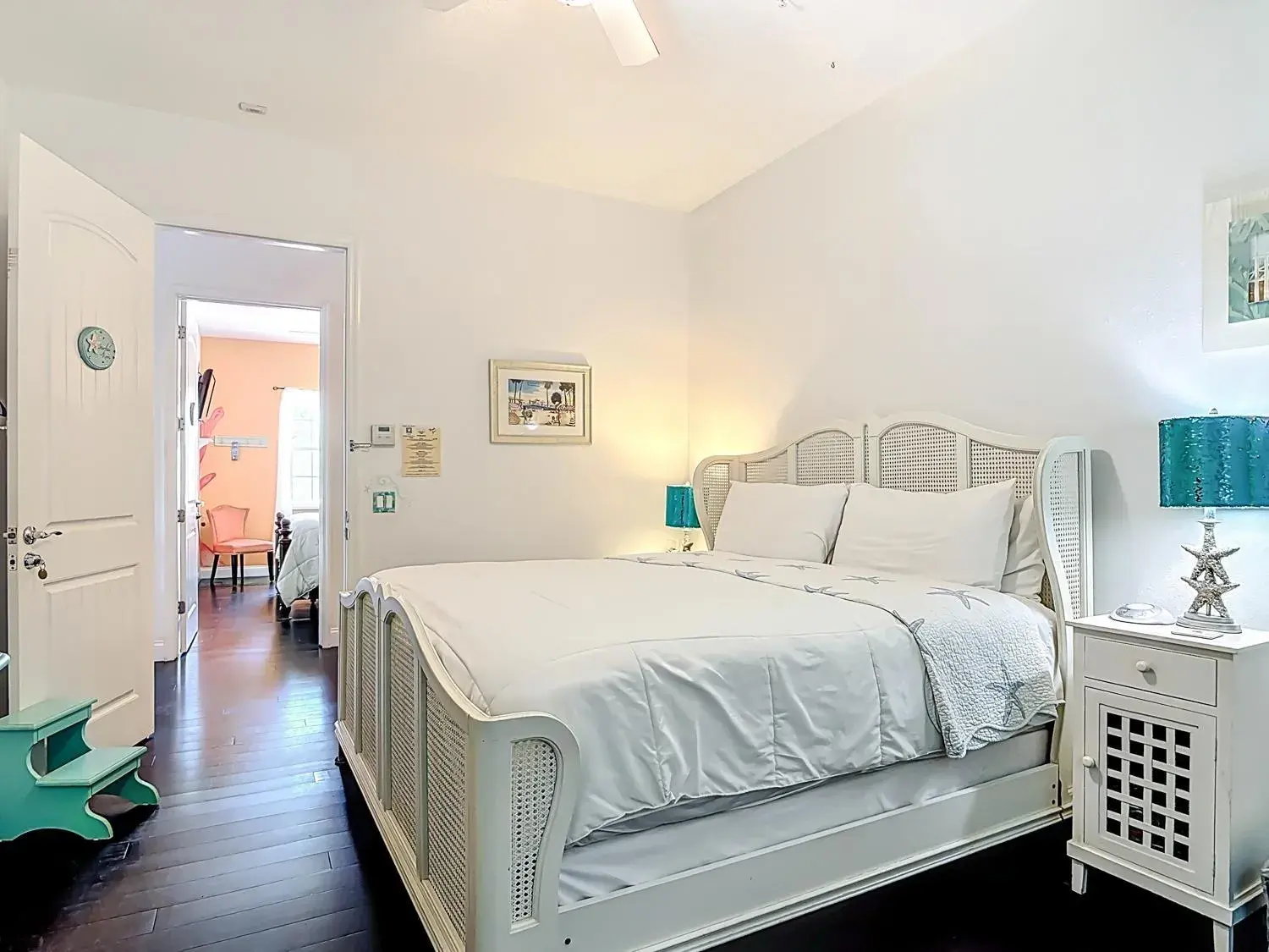 The Starfish King Room in Inn on the Avenue The Starfish King Room in Inn on the Avenue