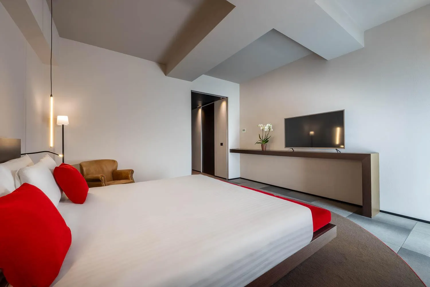 Bedroom, Bed in iH Hotels Milano Ambasciatori