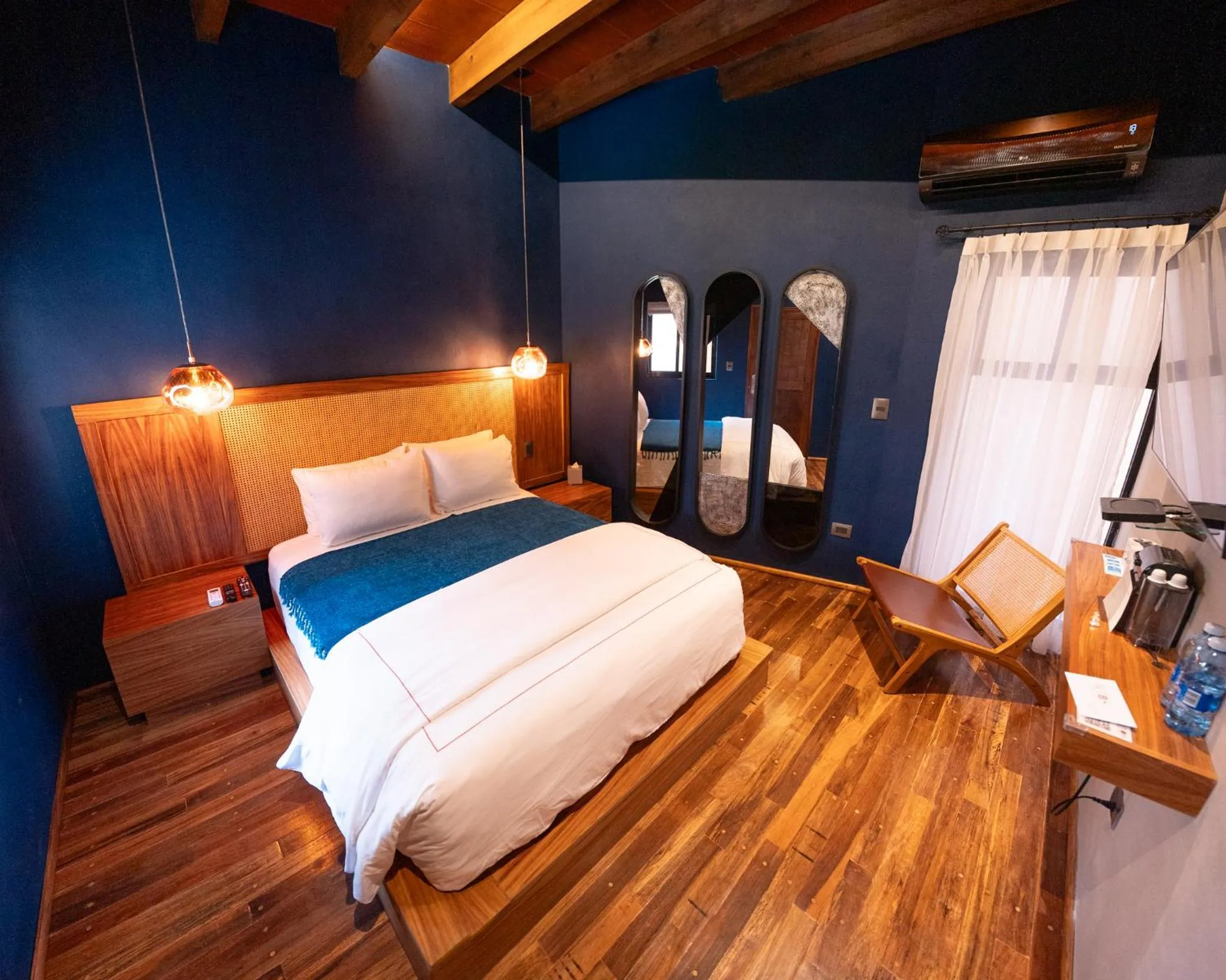 Bed in Bito's Hotel Boutique