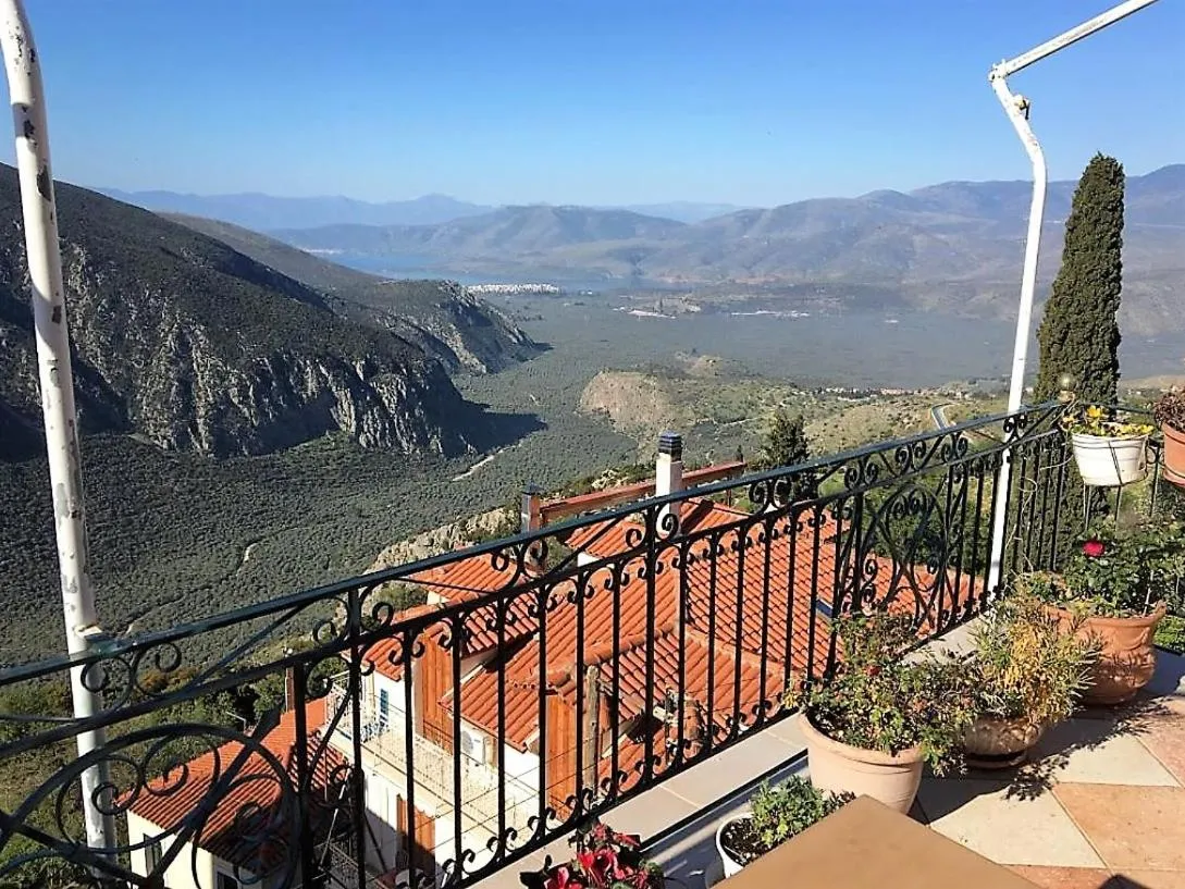 delphi aiolos center hotel panoramic view&yoga harmony hotel&rooms