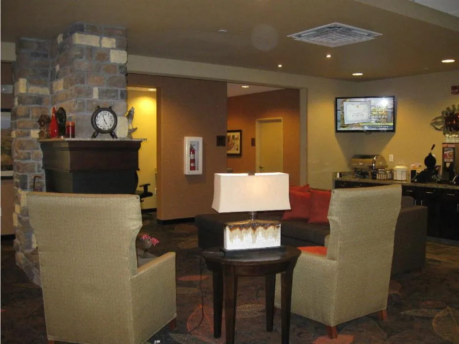 Lobby or reception in Little Missouri Inn & Suites Watford City