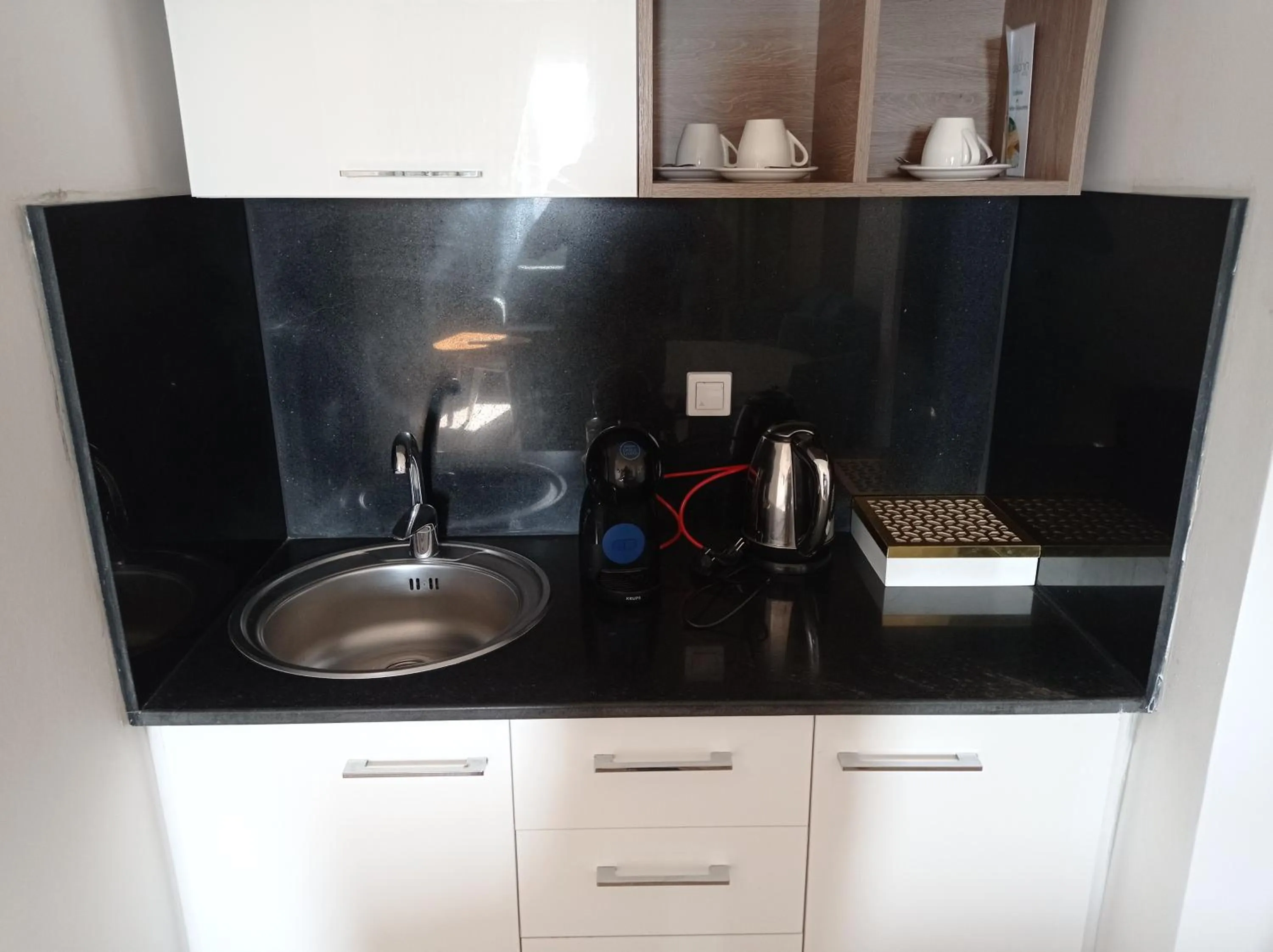 kitchen in Hotel Delphin-Nouadhibou