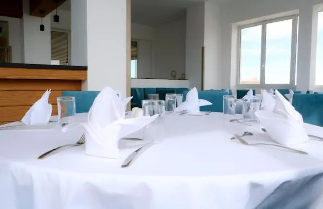 Restaurant/places to eat in Hotel Delphin-Nouadhibou