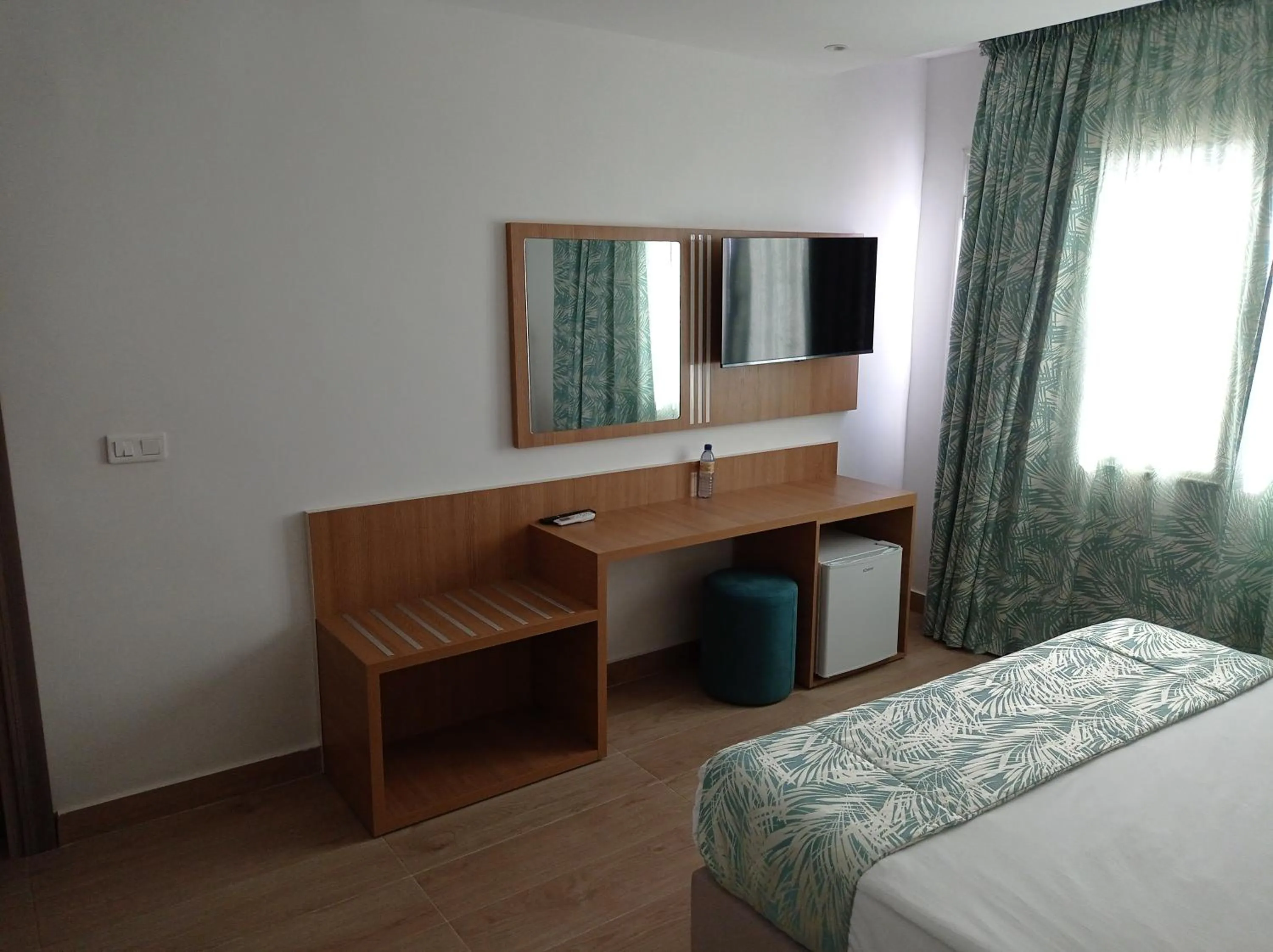 Bedroom, Bed in Hotel Delphin-Nouadhibou