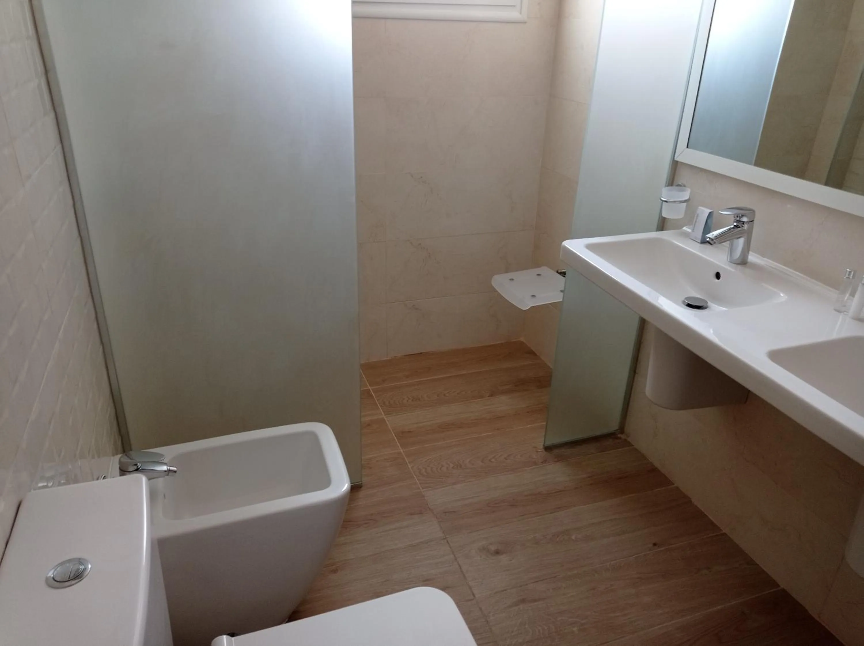 Facility for disabled guests in Hotel Delphin-Nouadhibou