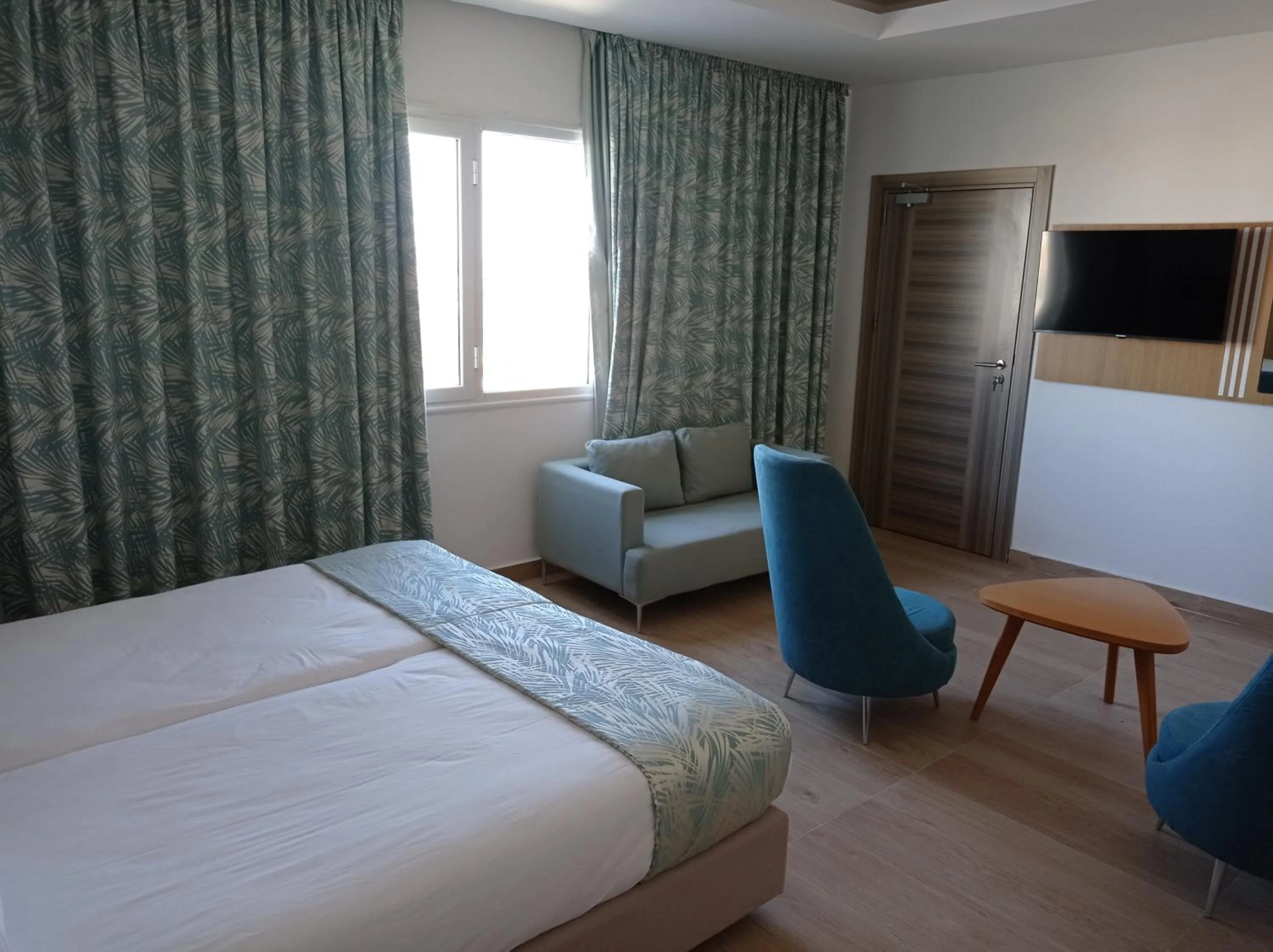 Bedroom, Bed in Hotel Delphin-Nouadhibou