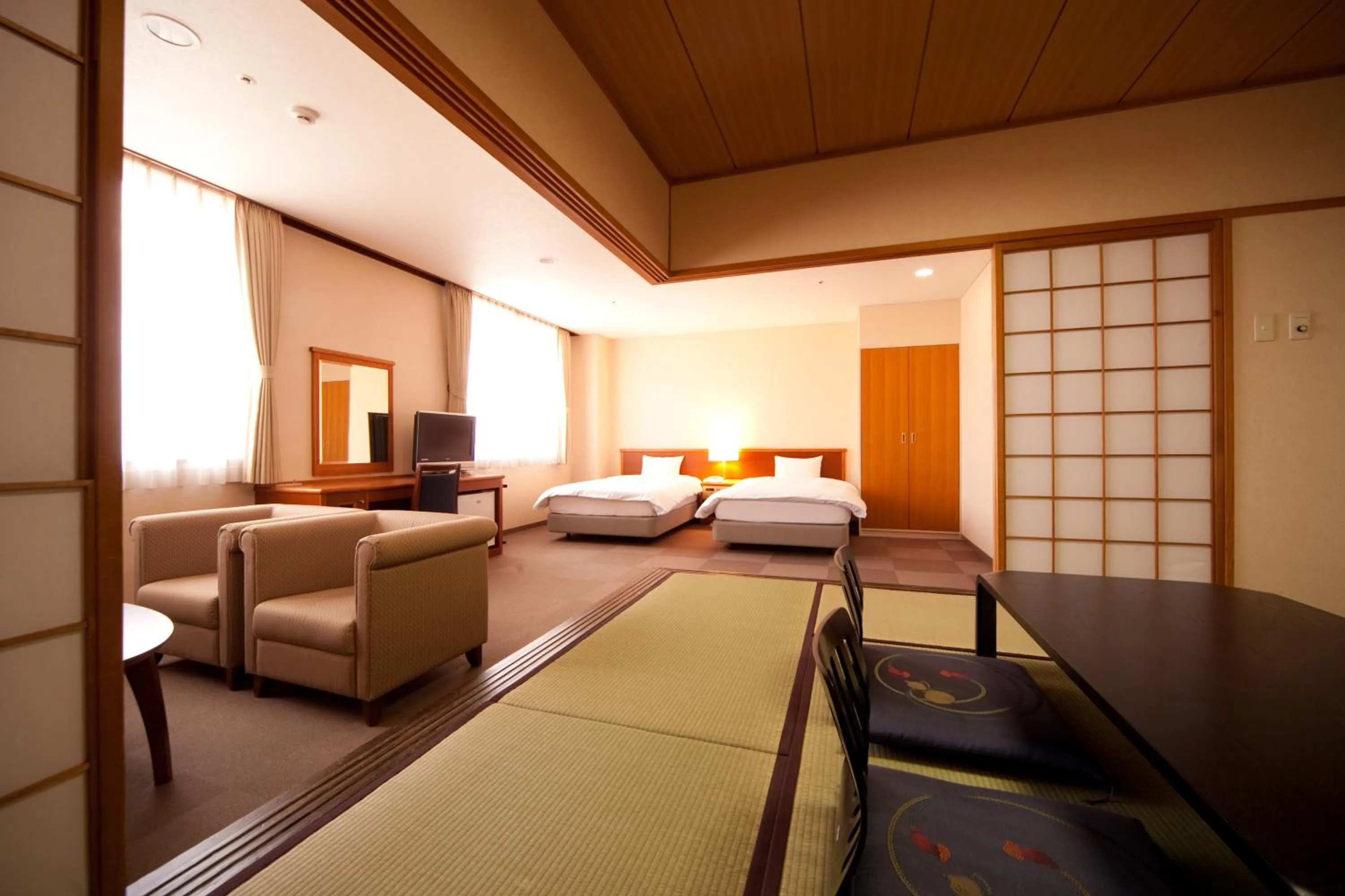 Photo of the whole room, Bed in Kikunan Onsen Yubel Hotel