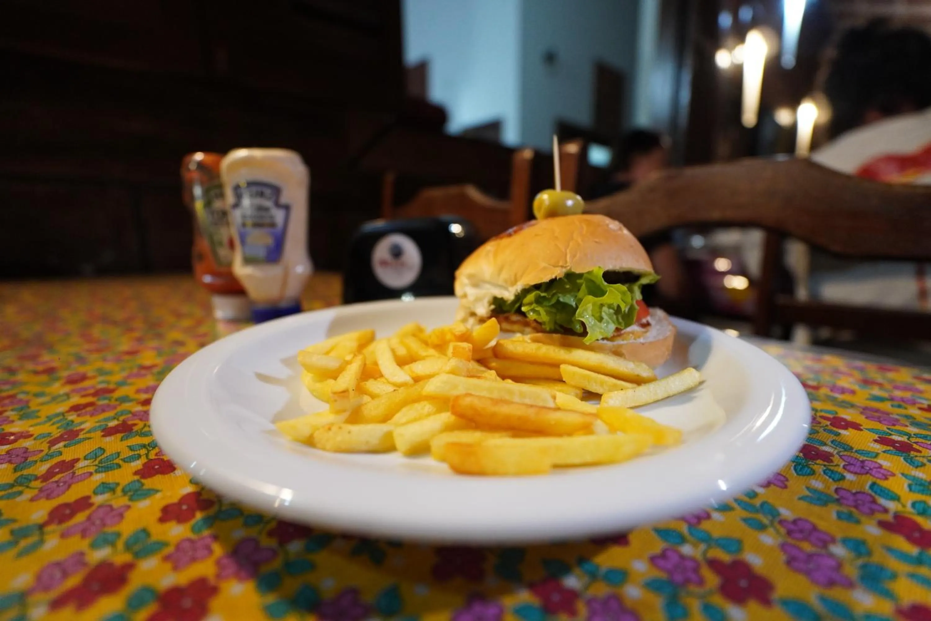 Restaurant/places to eat in Pousada Frezza Mergulho