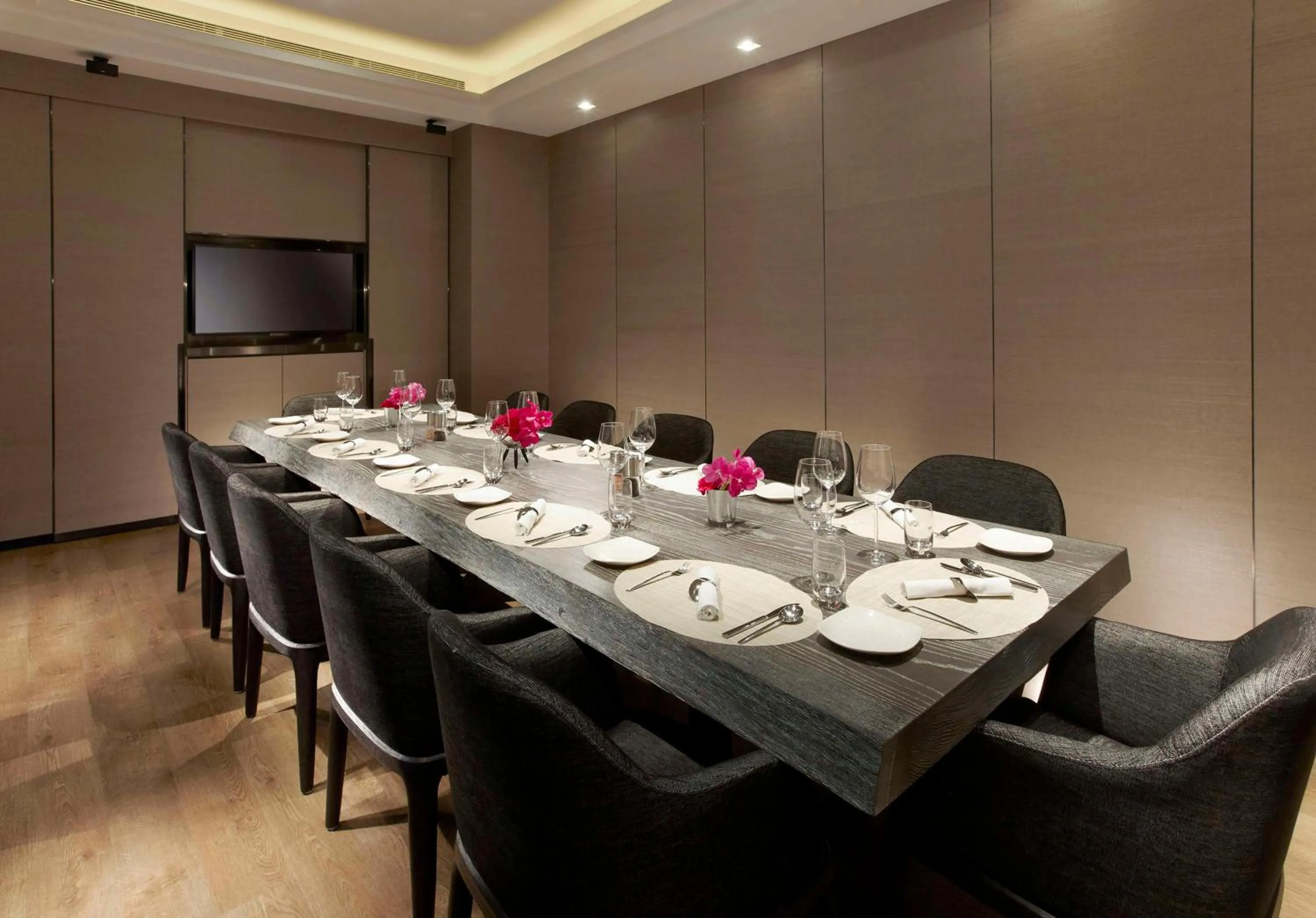 Dining area in Humble House Taipei, Curio Collection by Hilton