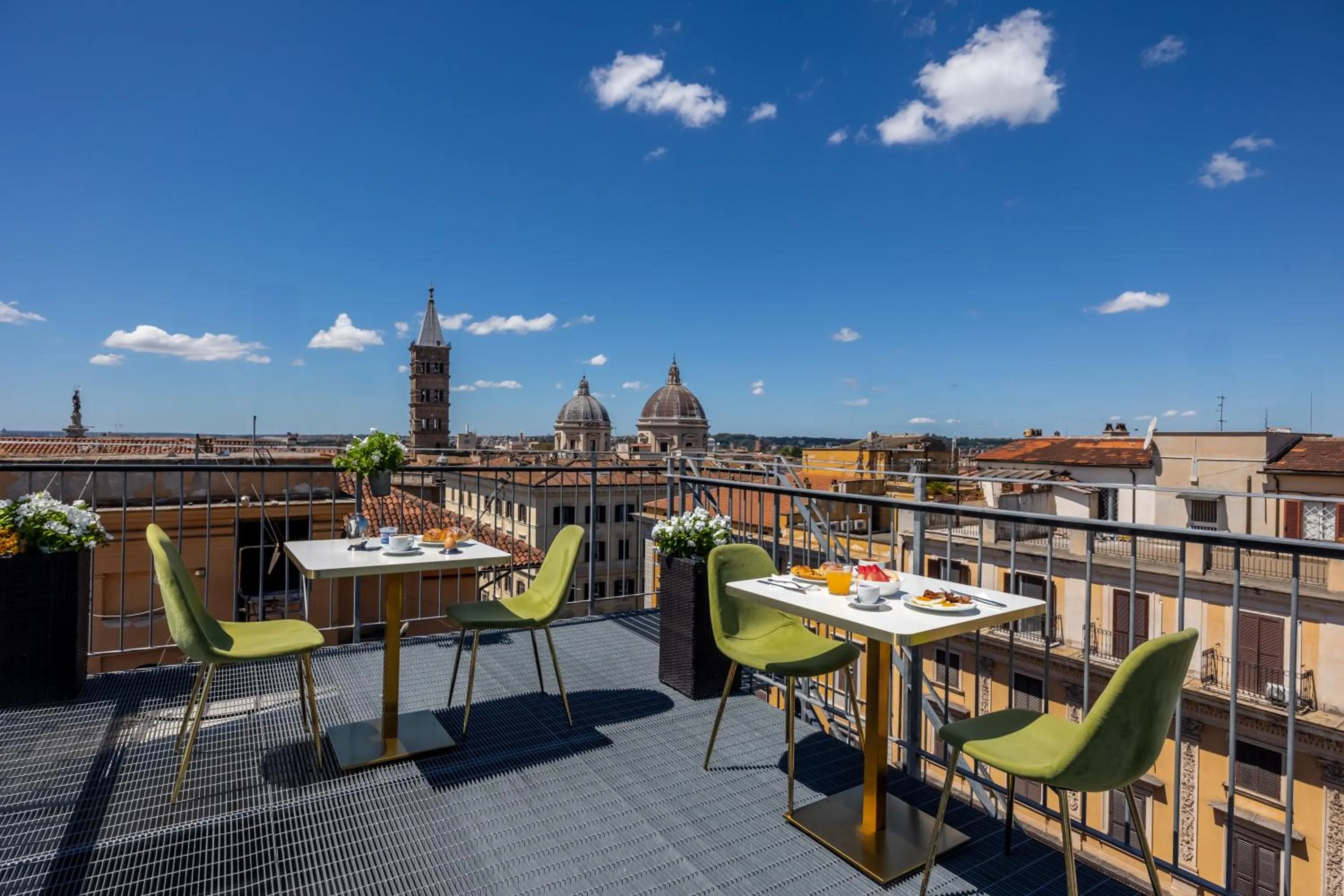 Day in Hotel Palladium Palace