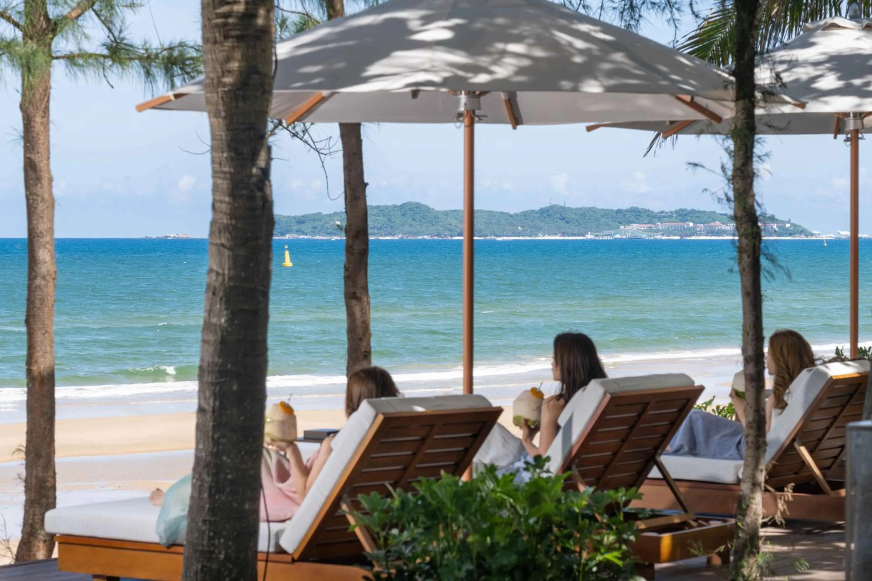 Lounge or bar in The Westin Sanya Haitang Bay Resort