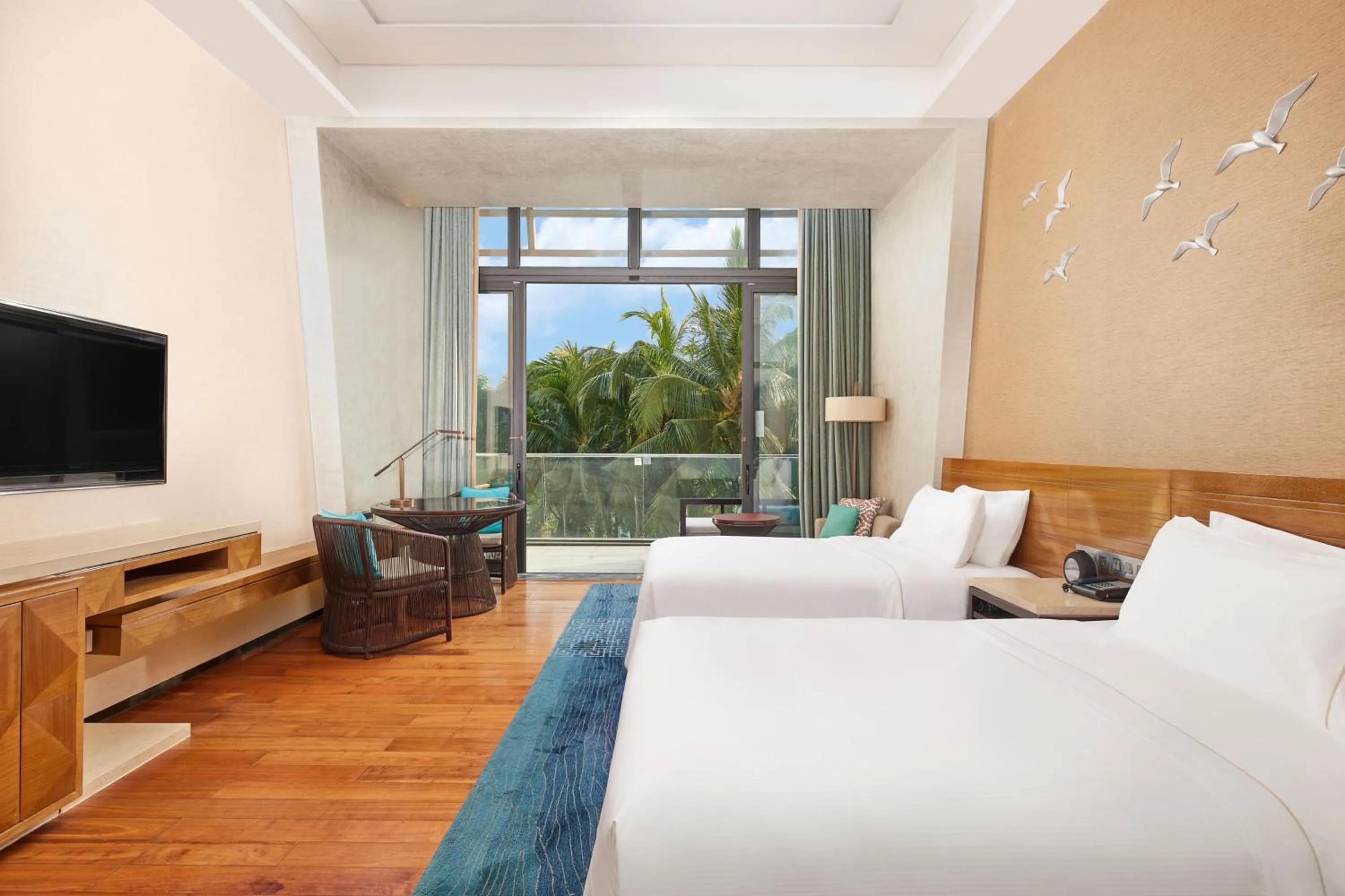 Photo of the whole room, Bed in The Westin Sanya Haitang Bay Resort