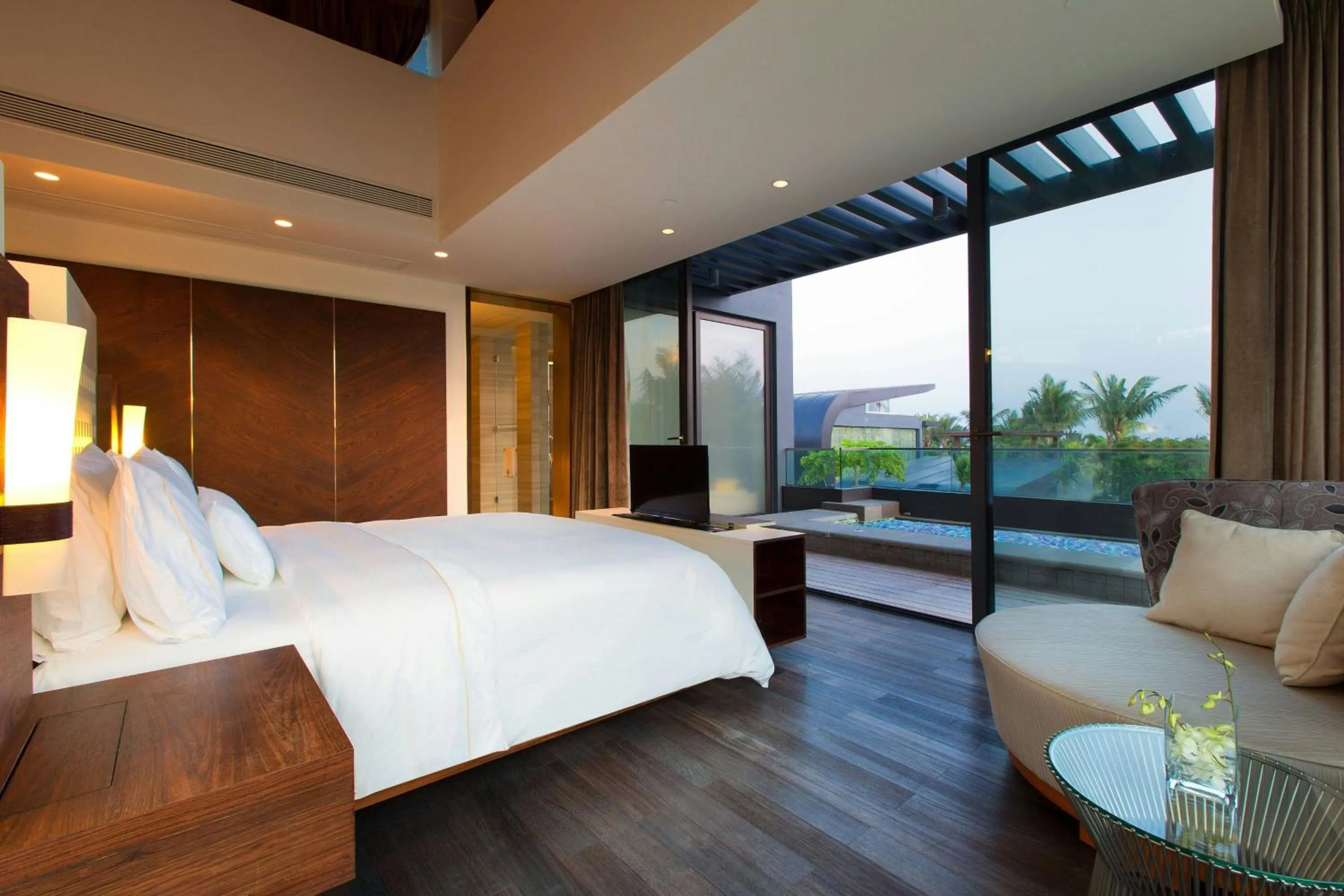 Bedroom, Bed in The Westin Sanya Haitang Bay Resort