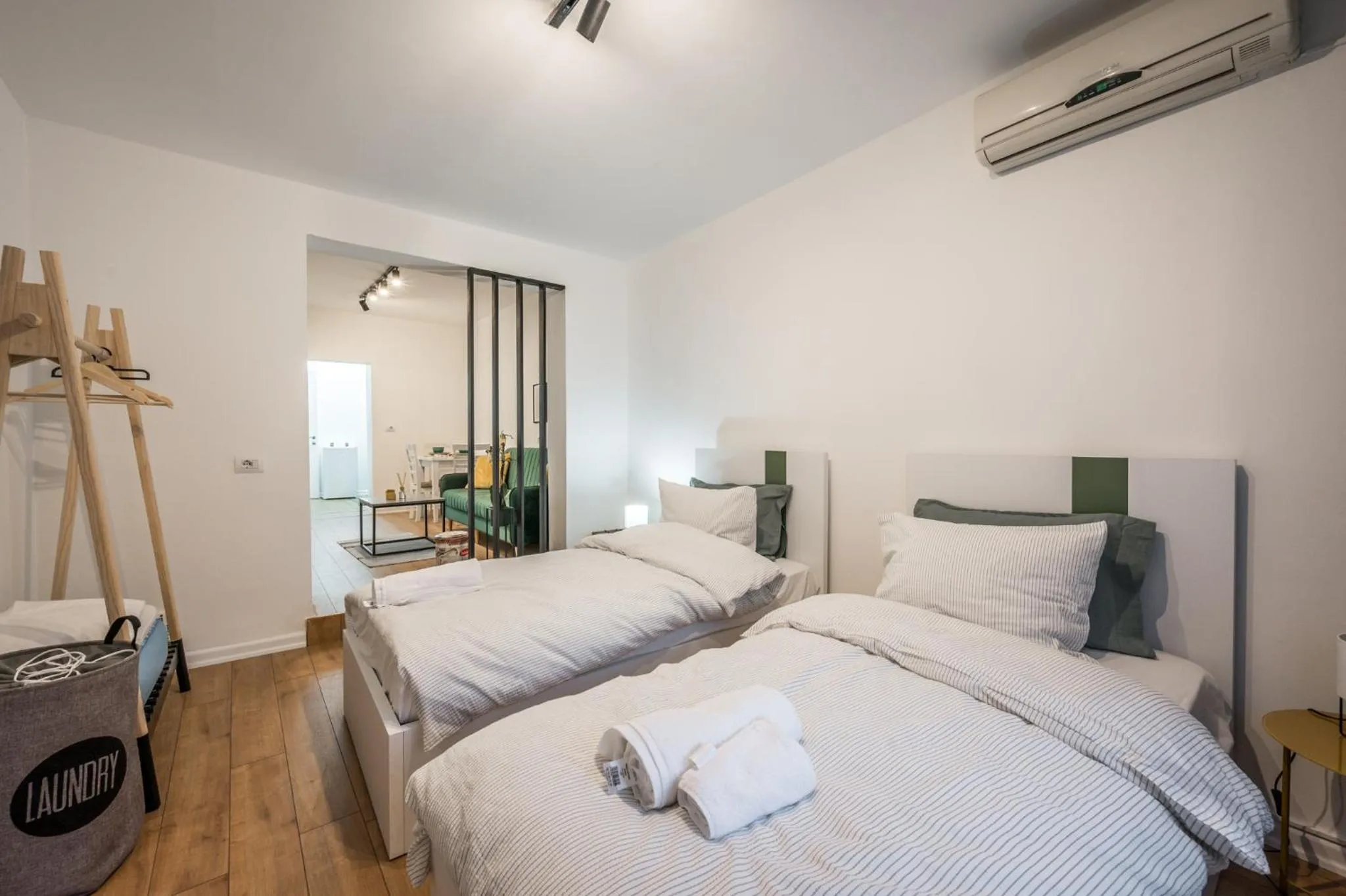 One-Bedroom Apartment in Atomium apartments