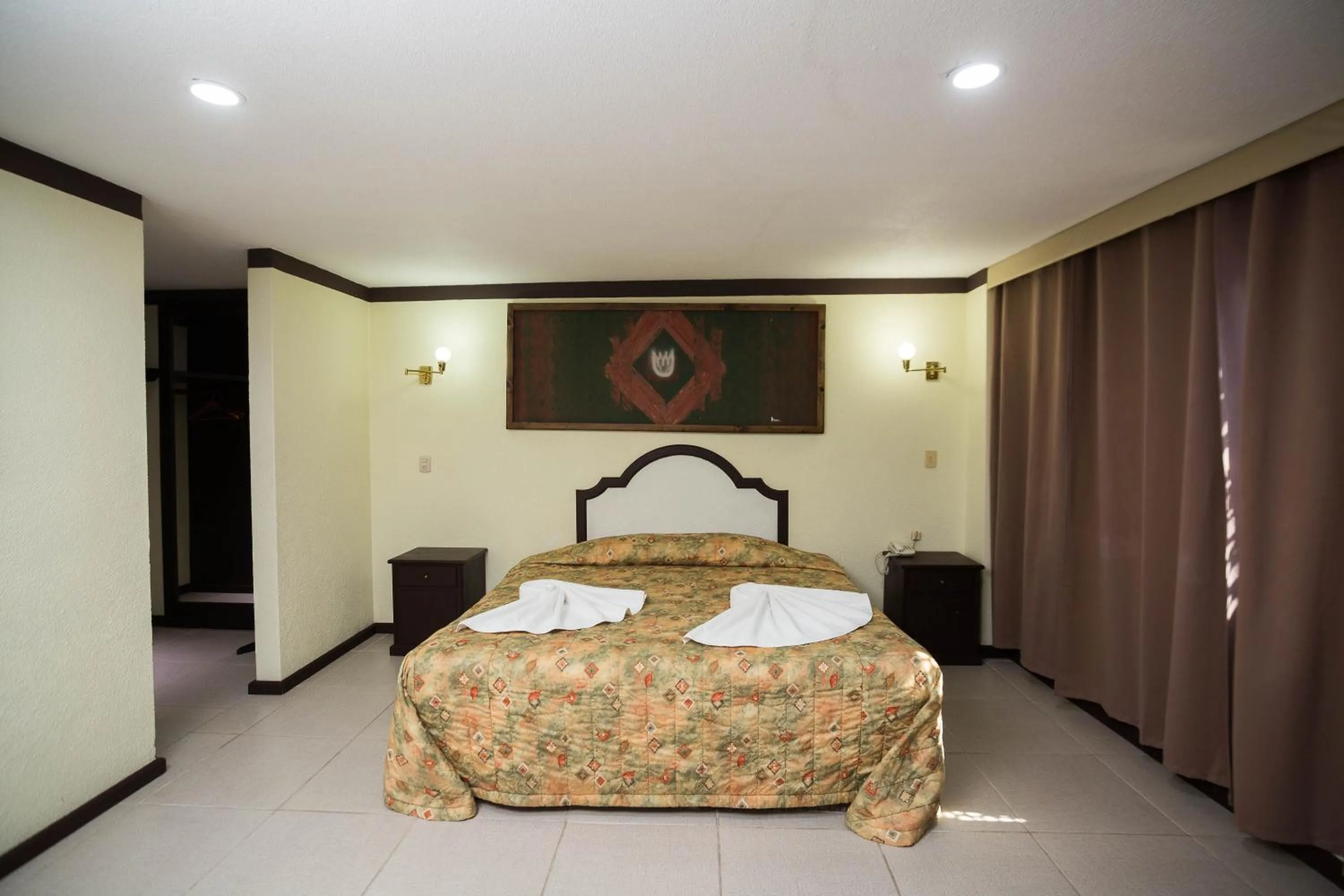 Bedroom, Bed in Hotel Restaurant 1904