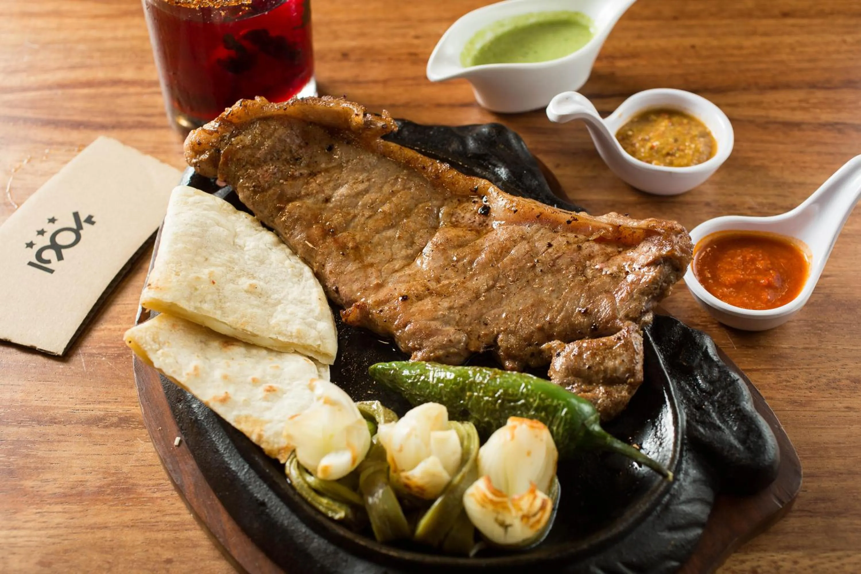 Food in Hotel Restaurant 1904