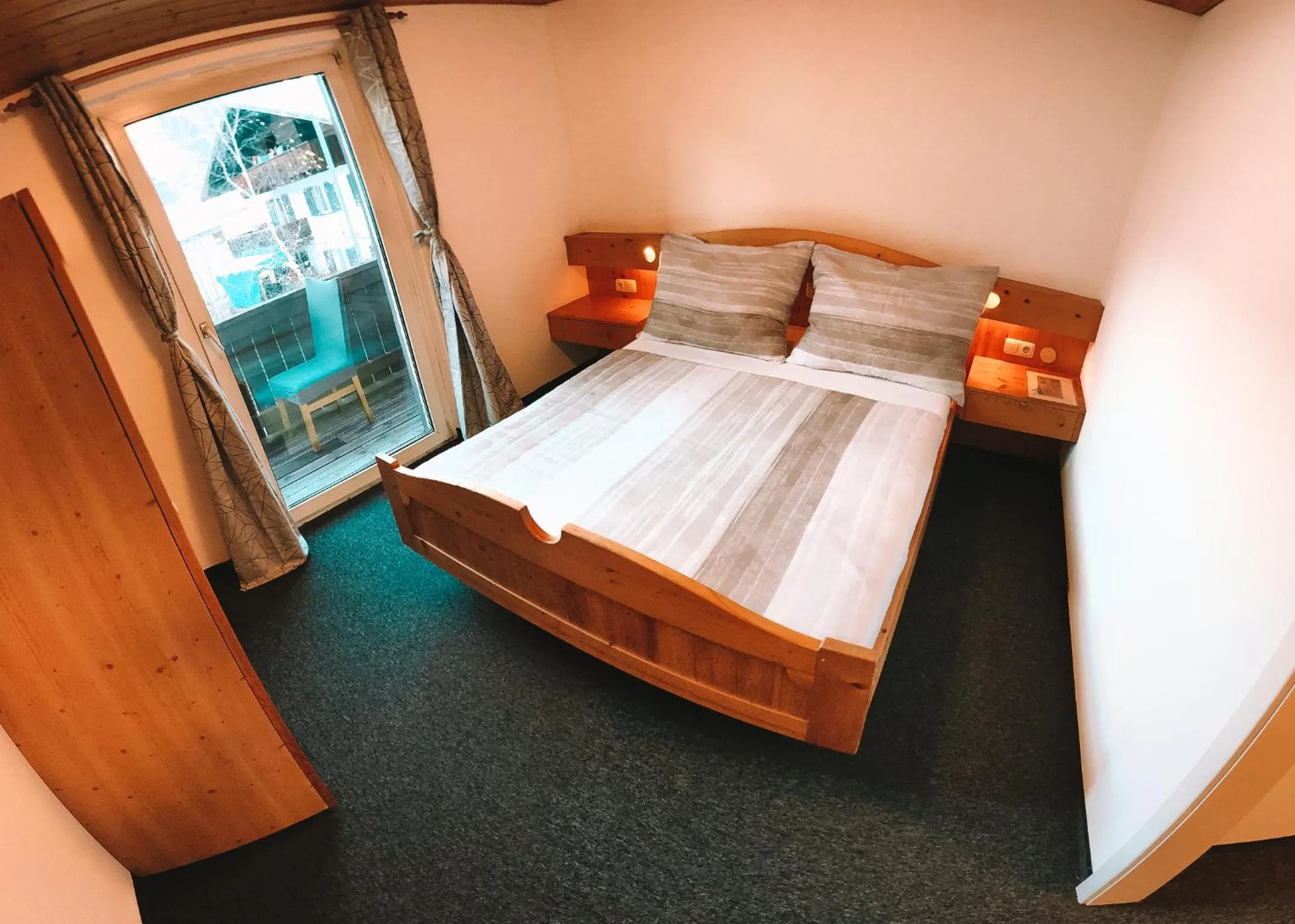 Bed in Green Natural Motel