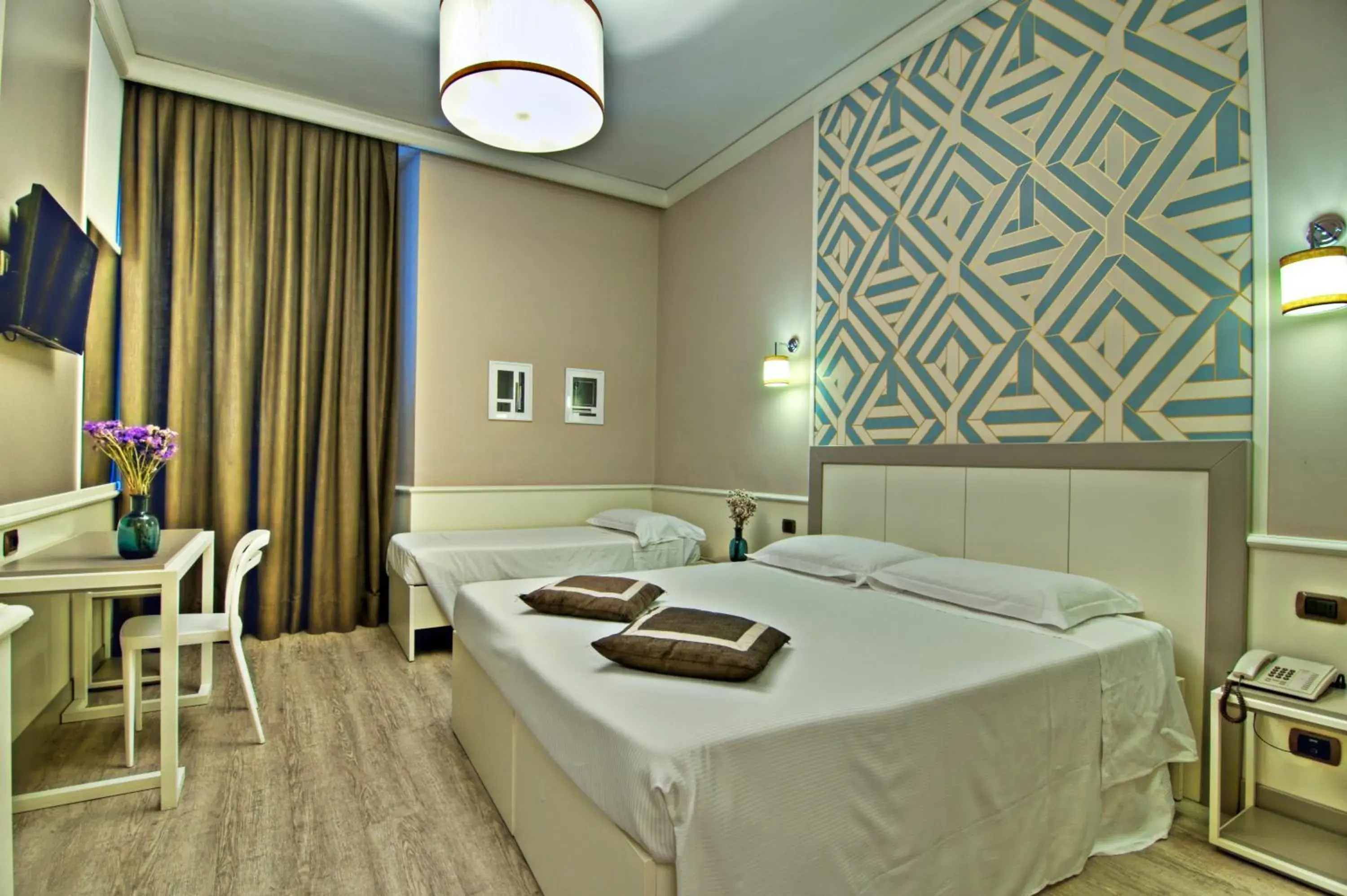 Triple Room in Hotel Golf Triple Room in Hotel Golf