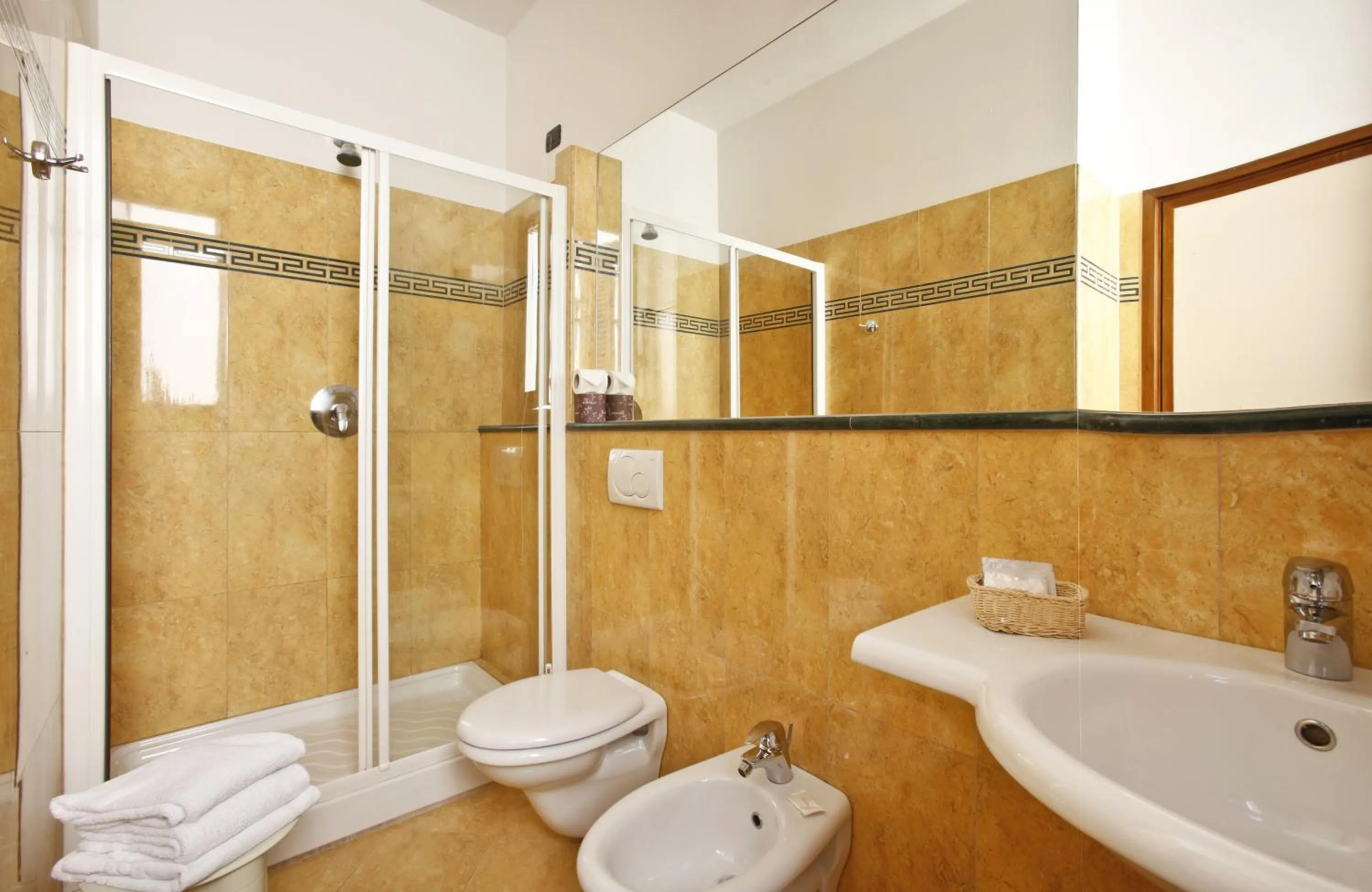 Bathroom in Hotel Golf