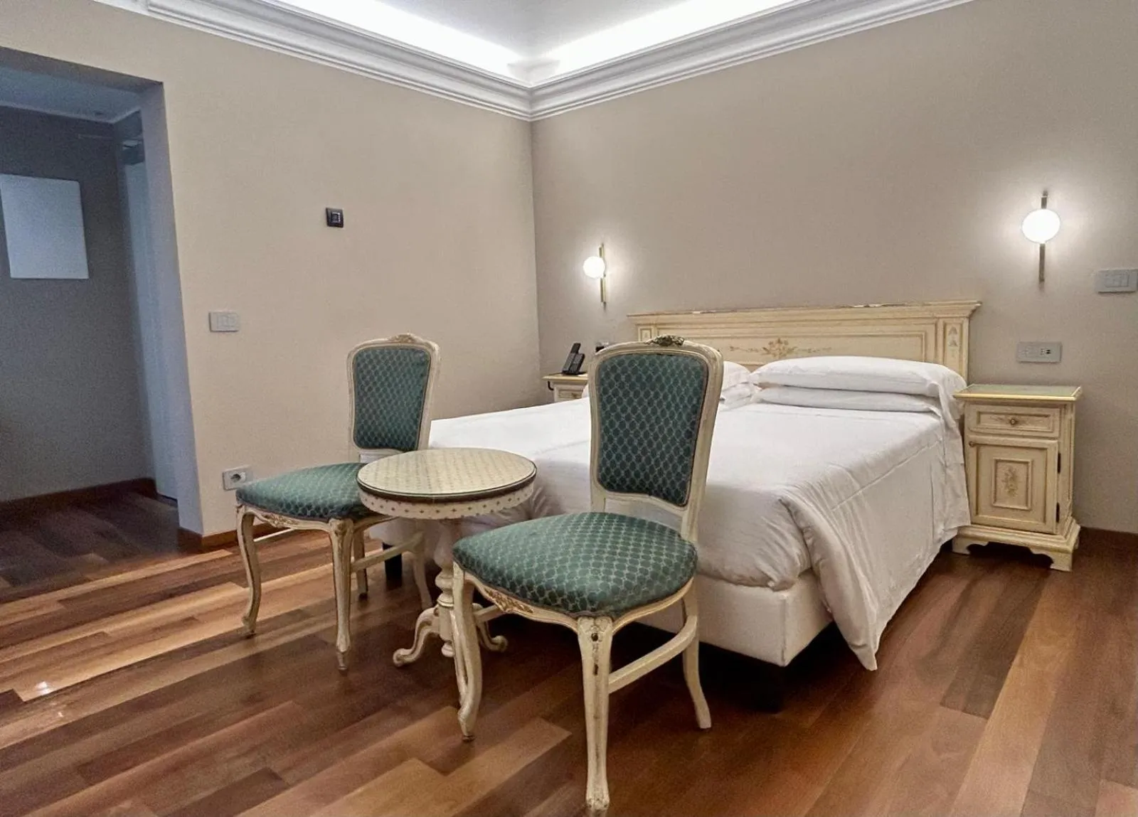 Bed in Albergo Cavalletto & Doge Orseolo