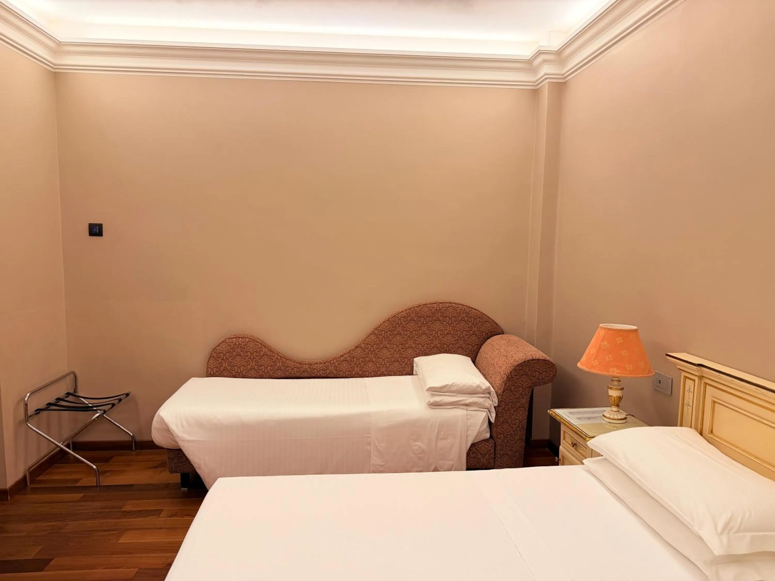 Bed in Albergo Cavalletto & Doge Orseolo