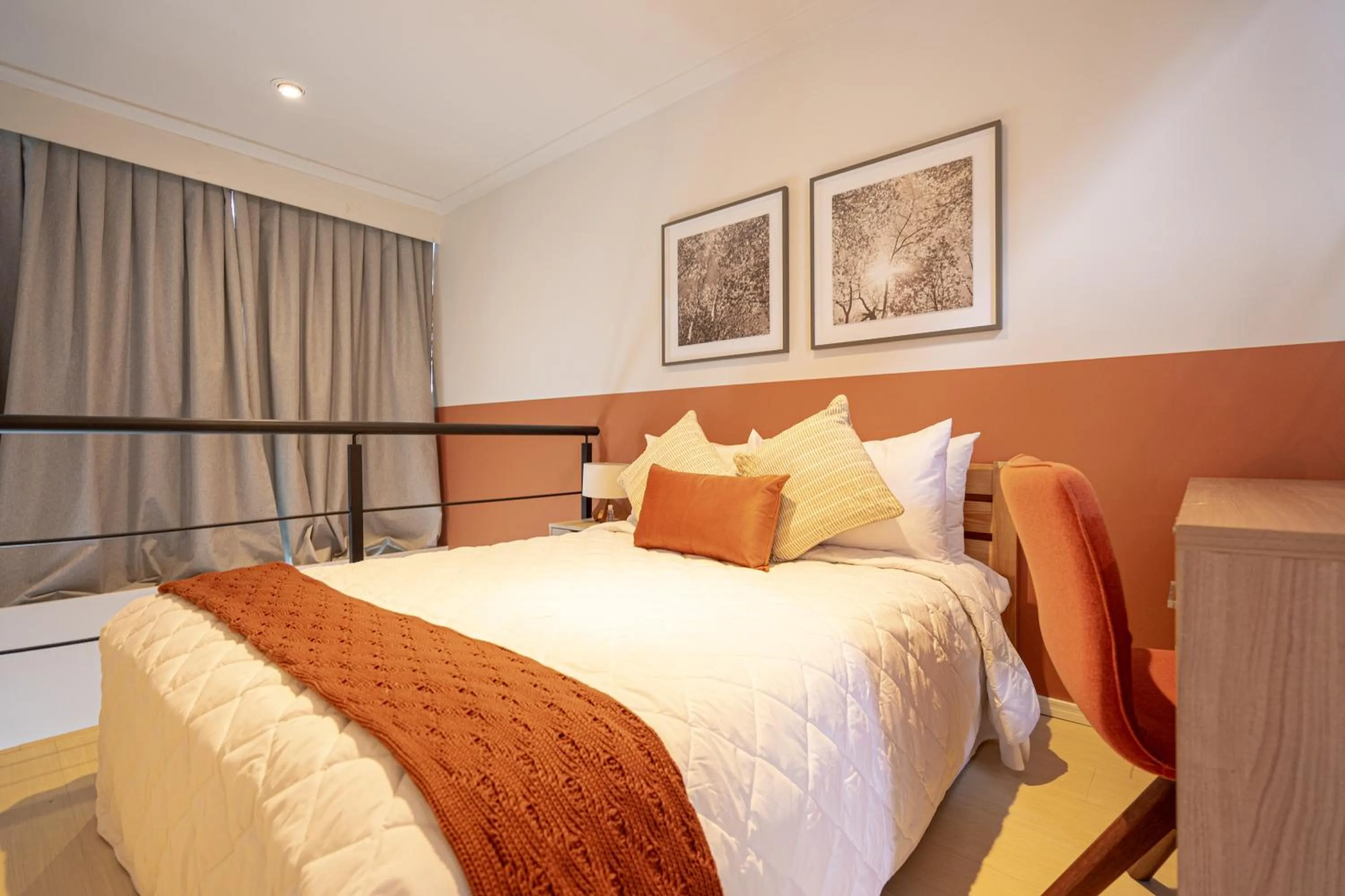 Bed in Charlie NYC Berrini