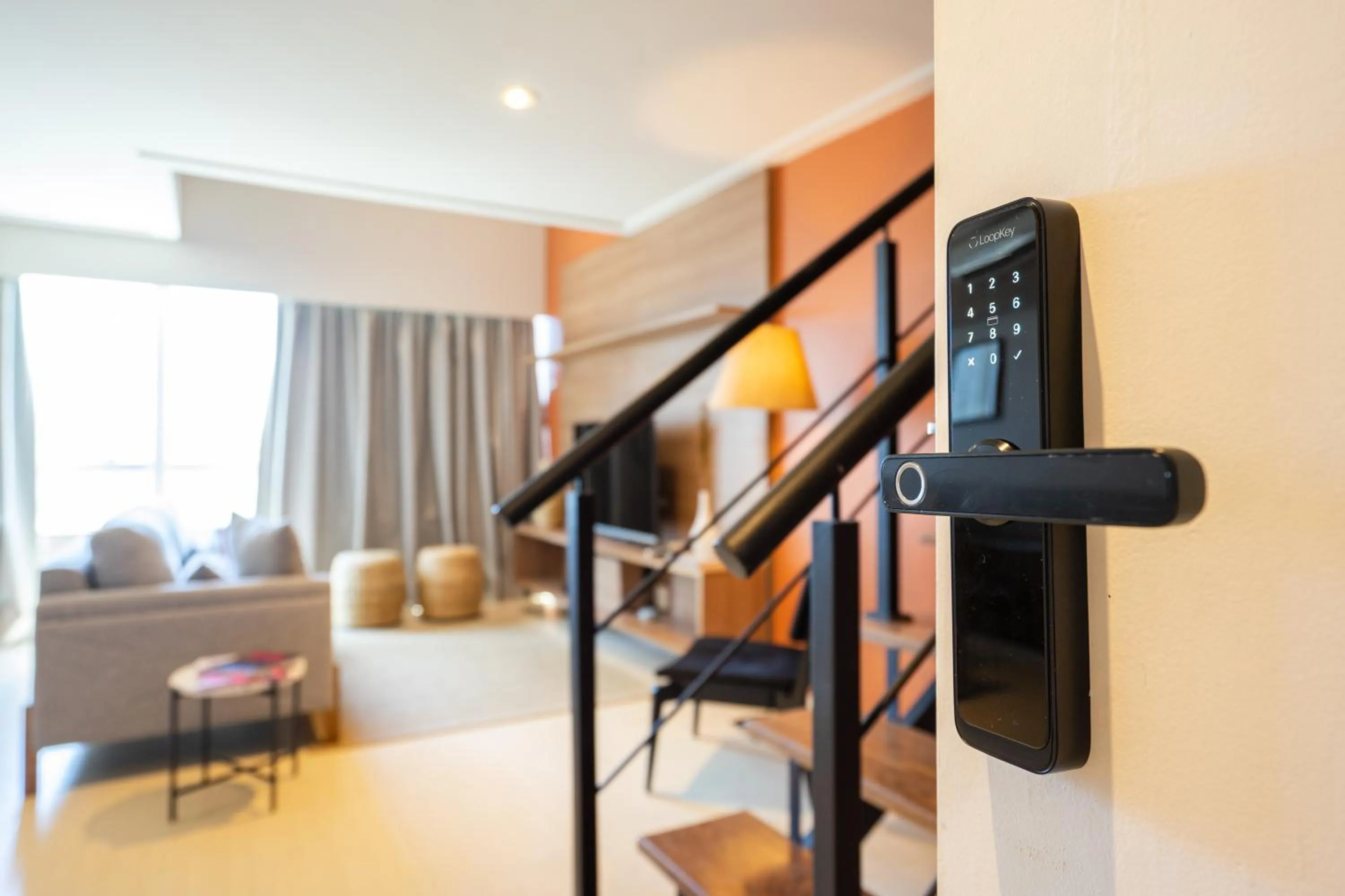 Day in Charlie NYC Berrini