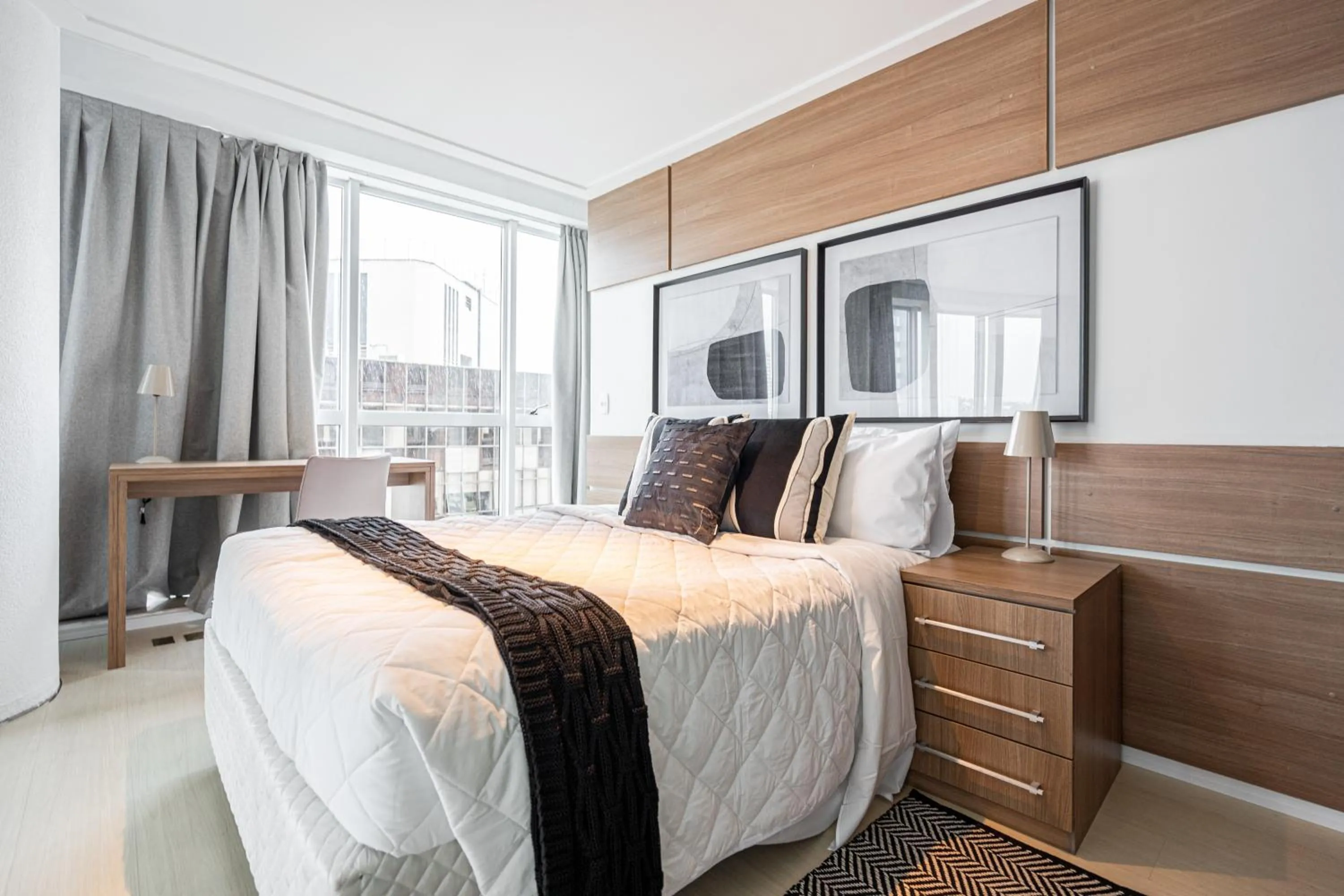 Bed in Charlie NYC Berrini